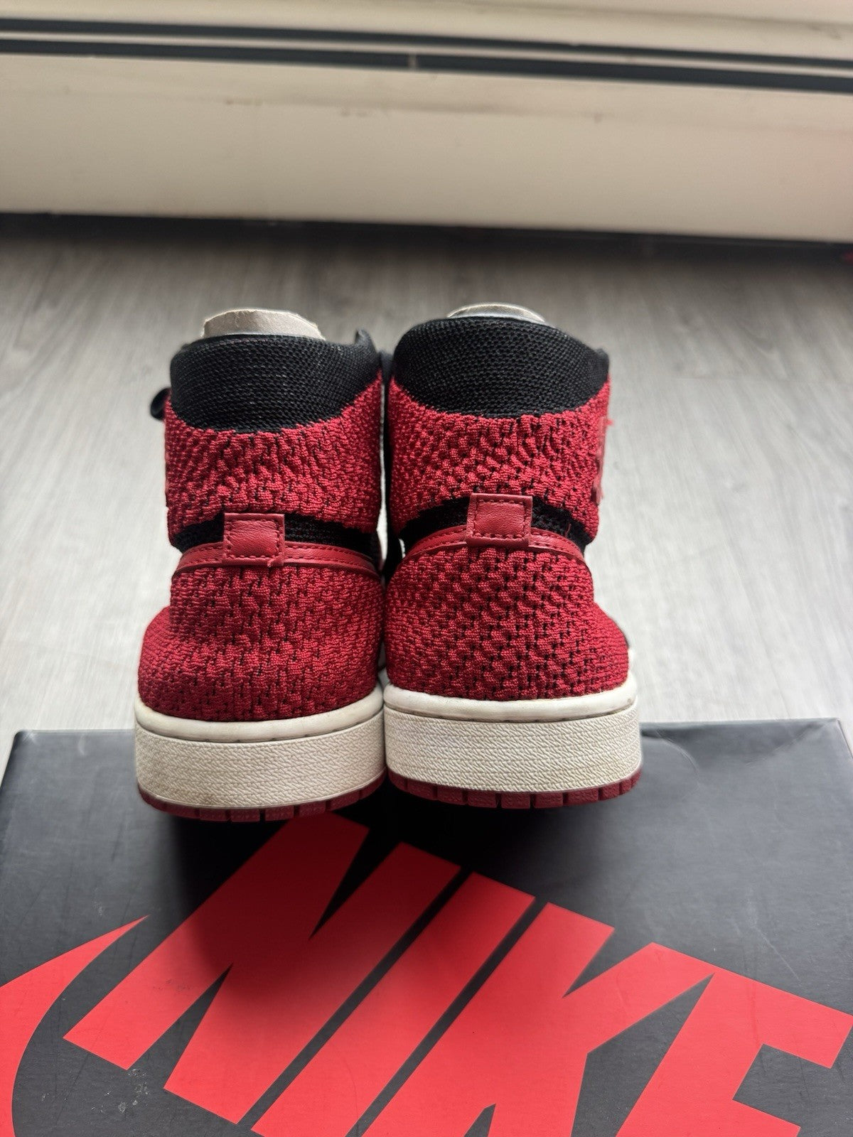 Jordan 1 Retro High OG Flyknit Bred 2017 | 919704-001 | Size 9 Men | SHIPS FAST!