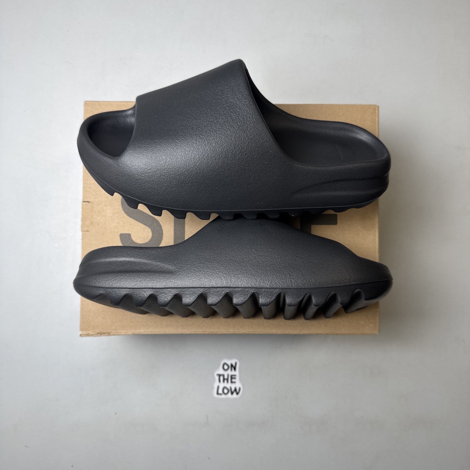 Adidas Yeezy Slide Onyx | HQ6448 | Size 4M/5M/8M
