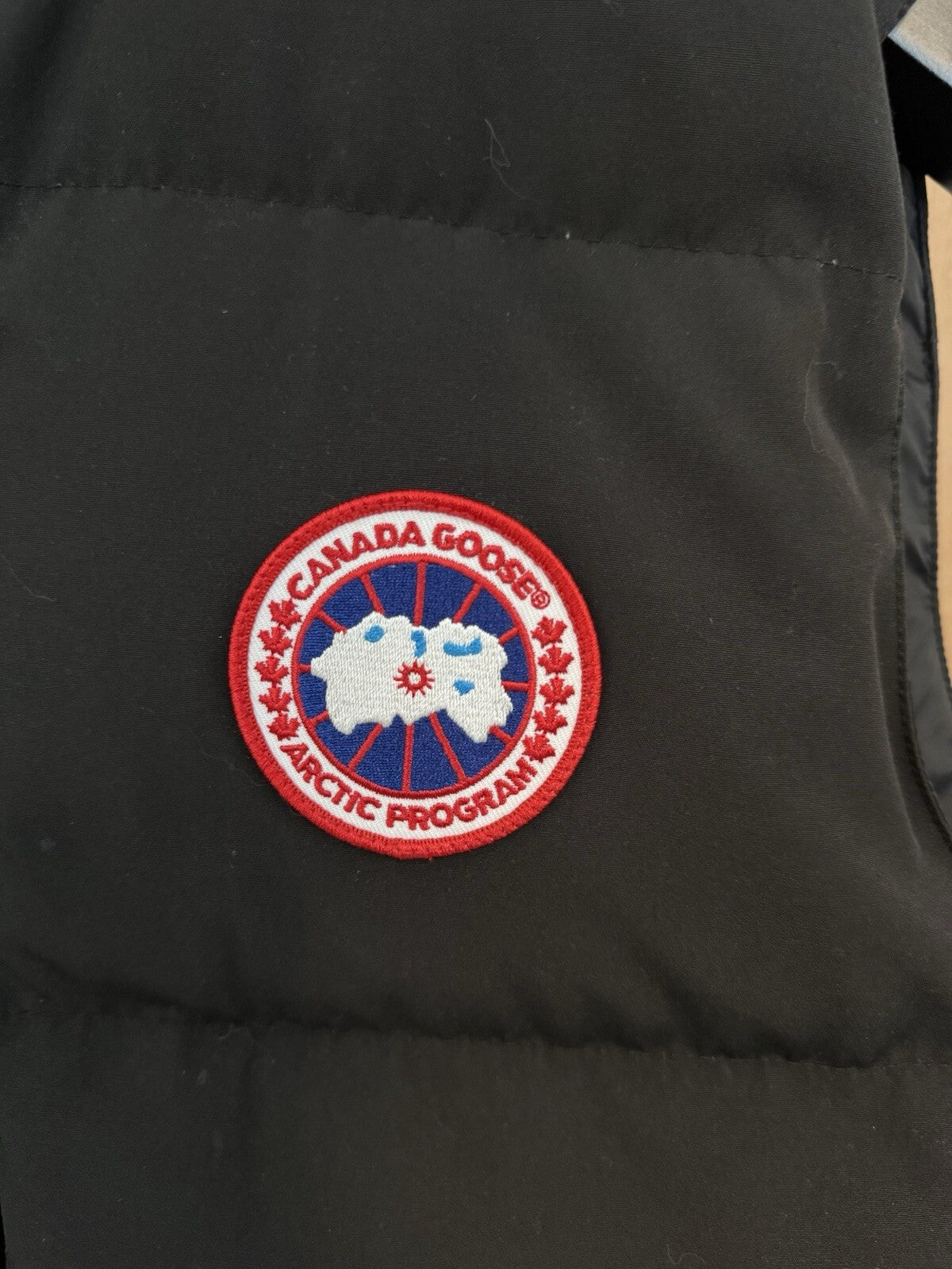 Canada Goose Lawrence Down Puffer Vest | 4154M| Size Large Mens | SHIPS FAST!
