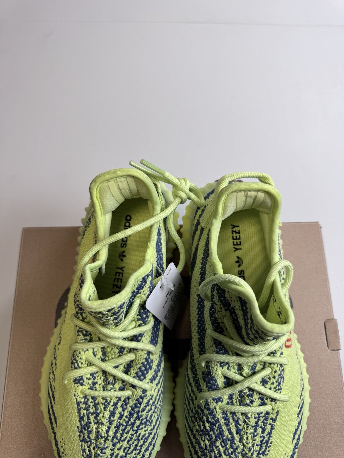 Adidas Yeezy Boost 350 V2 Semi Frozen Yellow B37572 | NEW | Size 8.5 Mens US