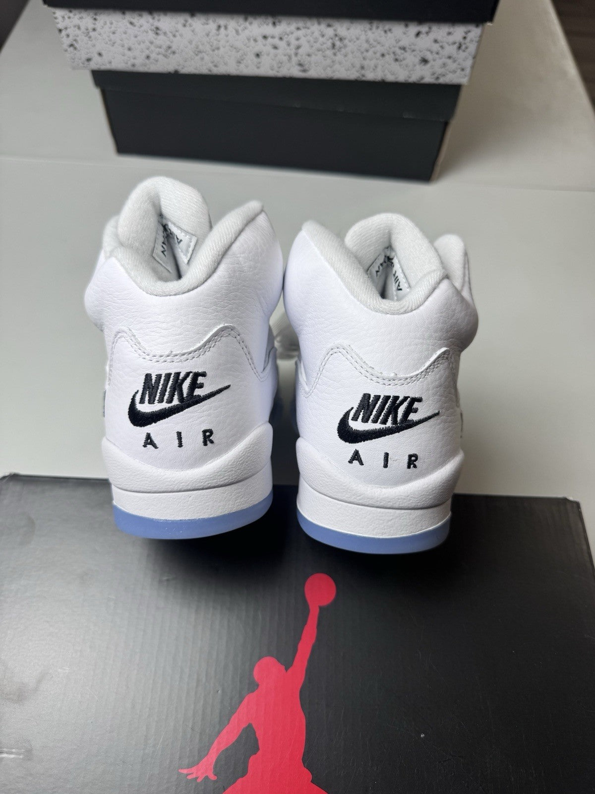 Nike Air Jordan 5 Retro White Metallic Silver 2026 GS | HQ7980-103 |