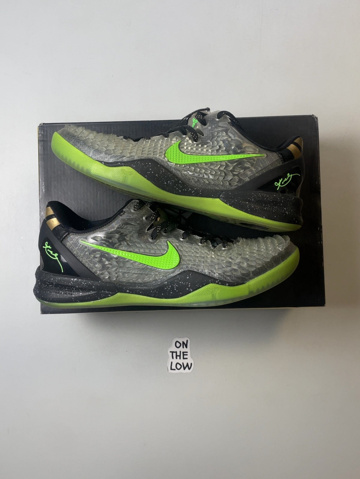 Nike Kobe 8 SS Christmas (2013) | 639522-001 | Size 9 Men's US