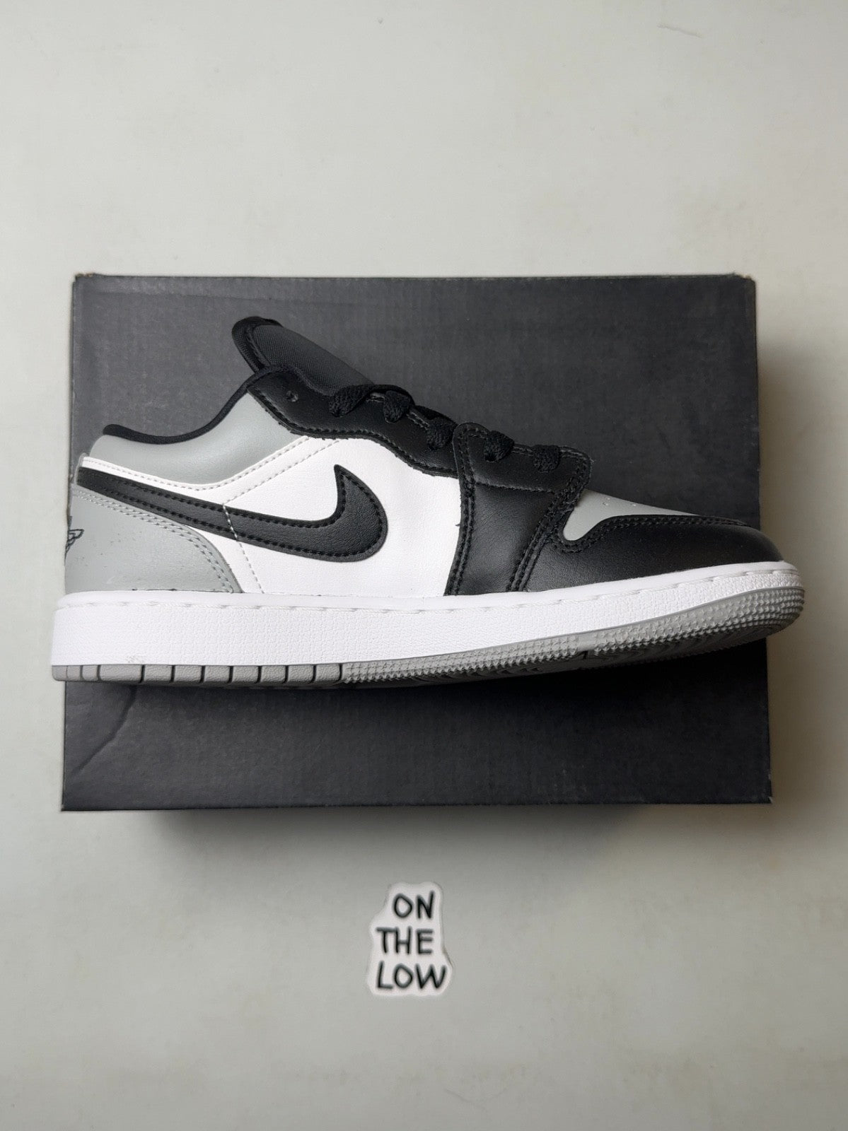 Air Jordan 1 Low Shadow Toe GS | 553560-052 | Size 4 Y *READ DESC*