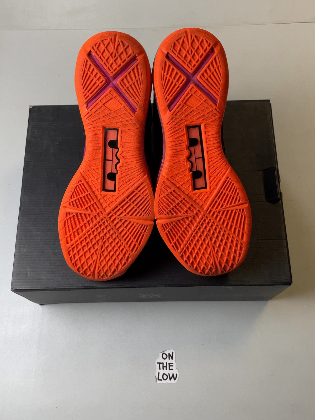 Nike LeBron 10 Floridian | 541100-005 | Size 11 Men's US