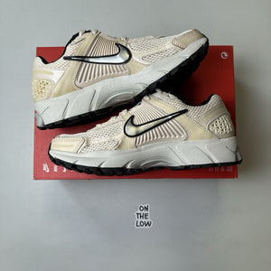 Nike Zoom Vomero 5 Pearl White Chrome Light Bone | FN6742-200| NEW |Size 9W/7.5M