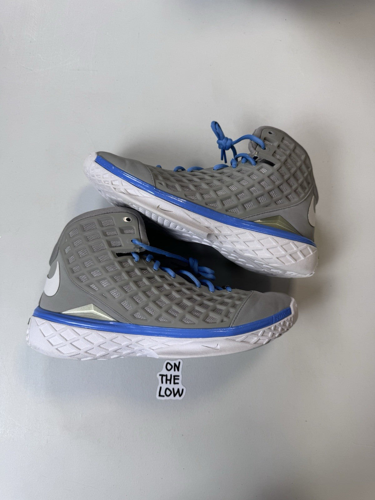 Nike Mens Zoom Kobe 3 MPLS Seal Grey UNC White | 318090-011 | Size 10.5 Mens
