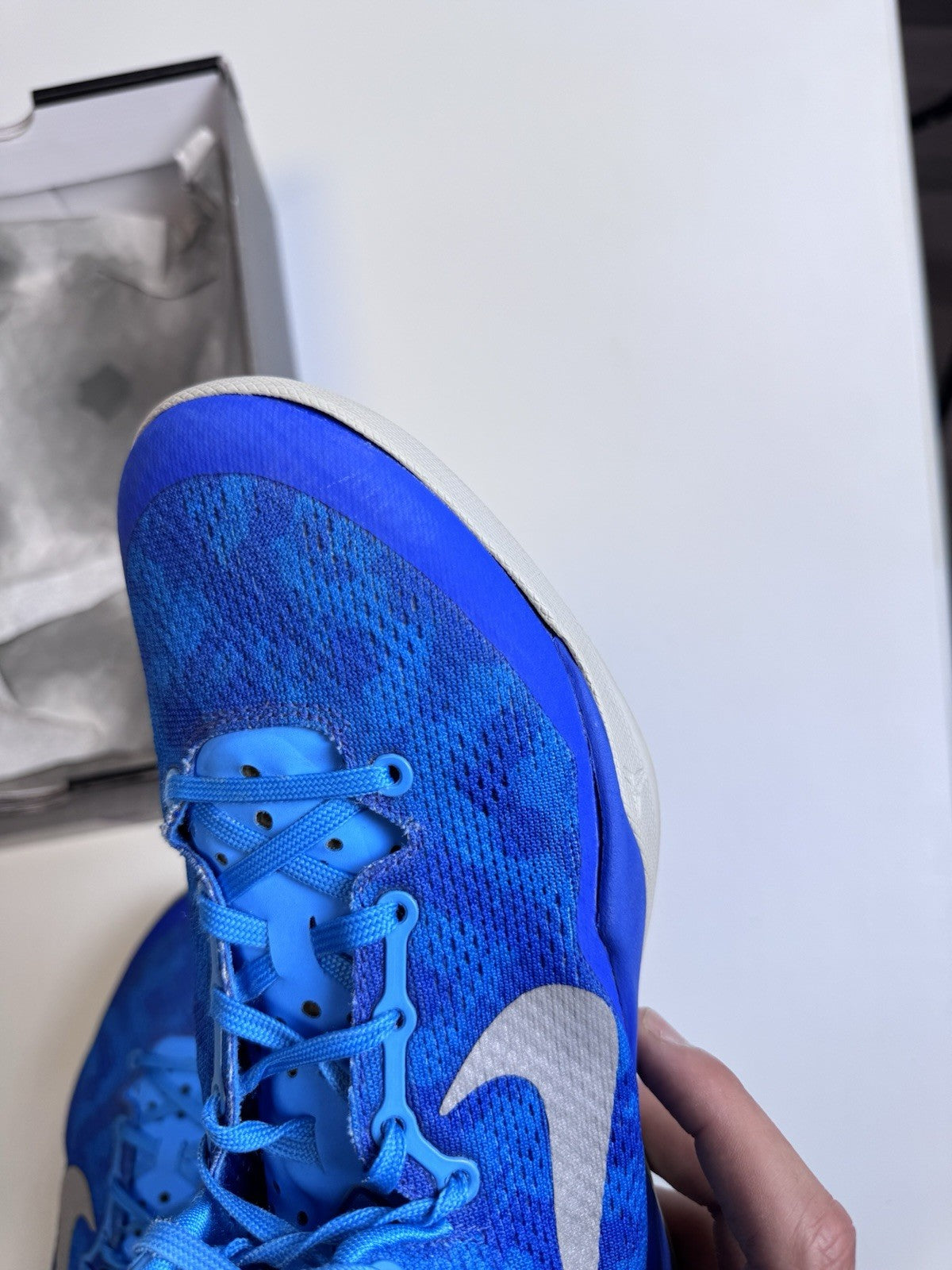 Nike Kobe 8 VIII System Blue Glow Coral Snake 555935-400 |Size 8 Mens | SEE DESC