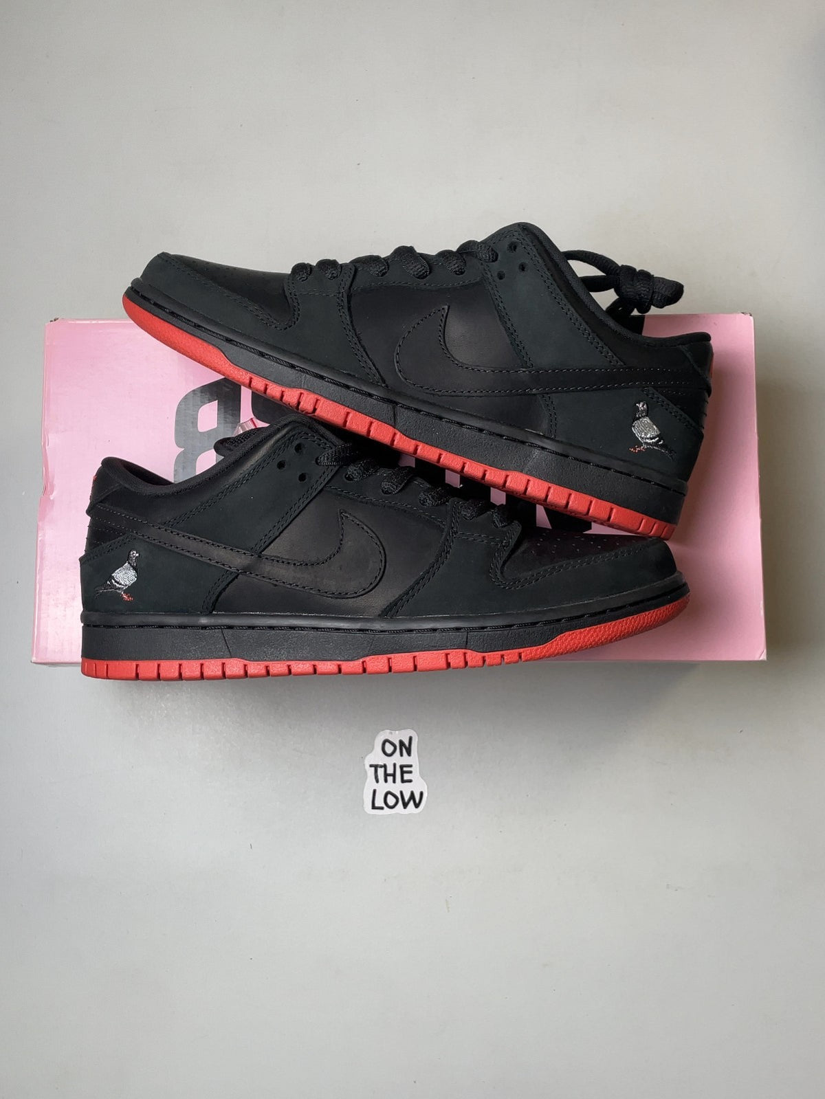 Nike SB Dunk Low Black Pigeon (2017) | 883232-008 | size 8 mens