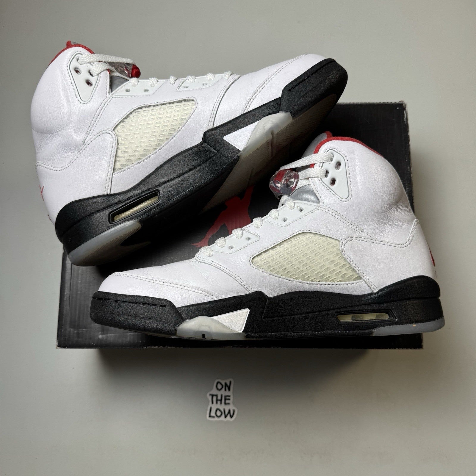 Nike Air Jordan 5 Retro Fire Red (2020) DA1911-102  Size 9.5 Mens | SHIPS FAST!