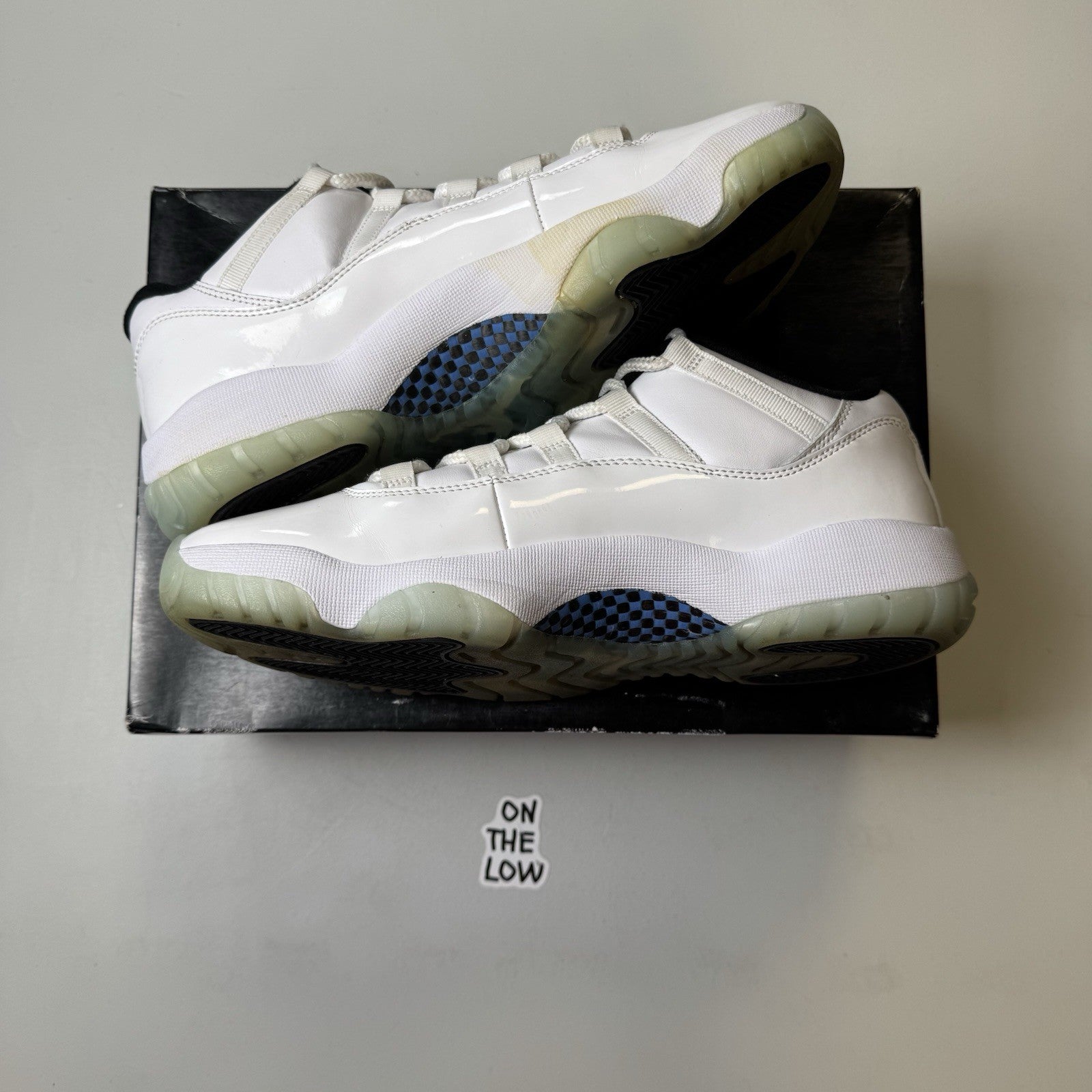 Air Jordan 11 Retro Low Legend Blue | AV2187-117 | Size 10 Mens