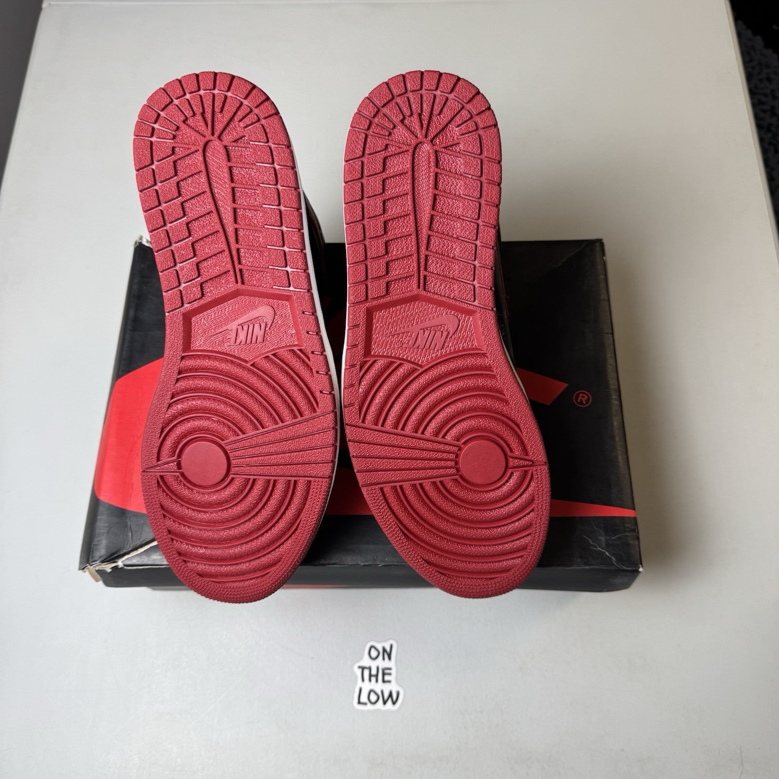 Nike Air Jordan 1 Retro High Banned Bred 2016 | NEW | 555088-001 | Size 10 Mens