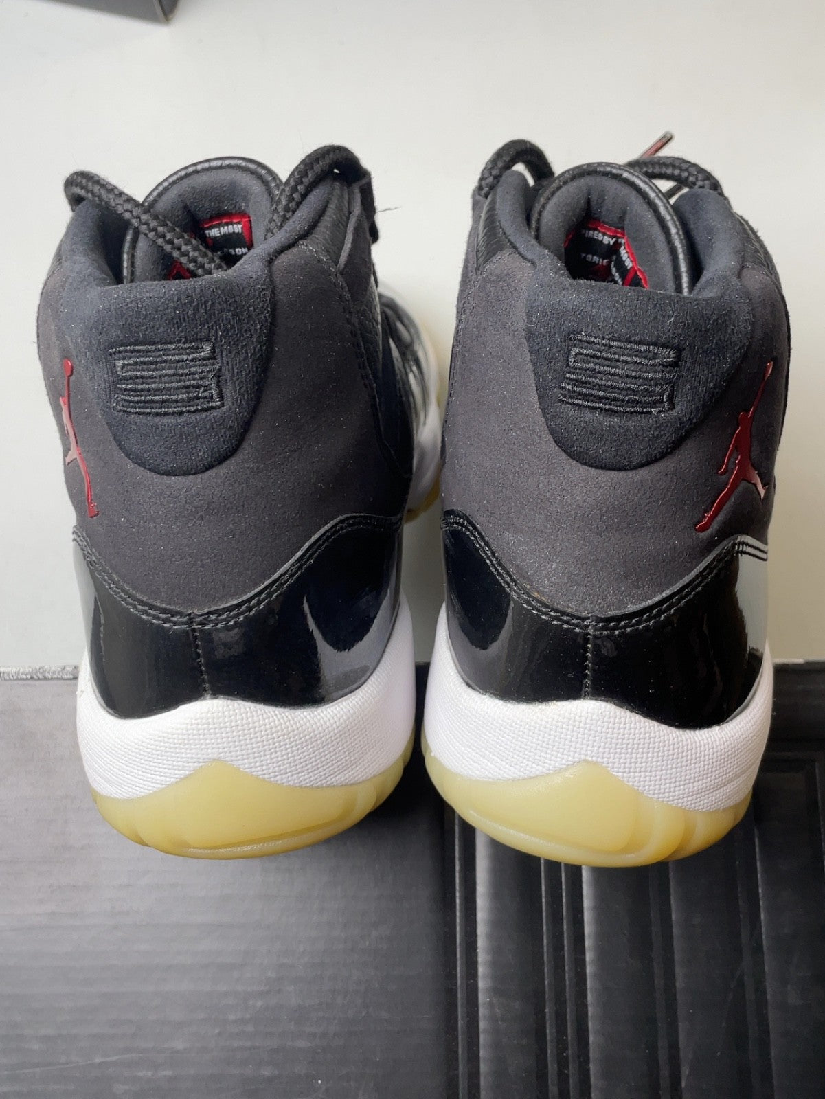 Jordan 11 Retro High  72-10 | 378037-002 | Size 10.5 Men's US