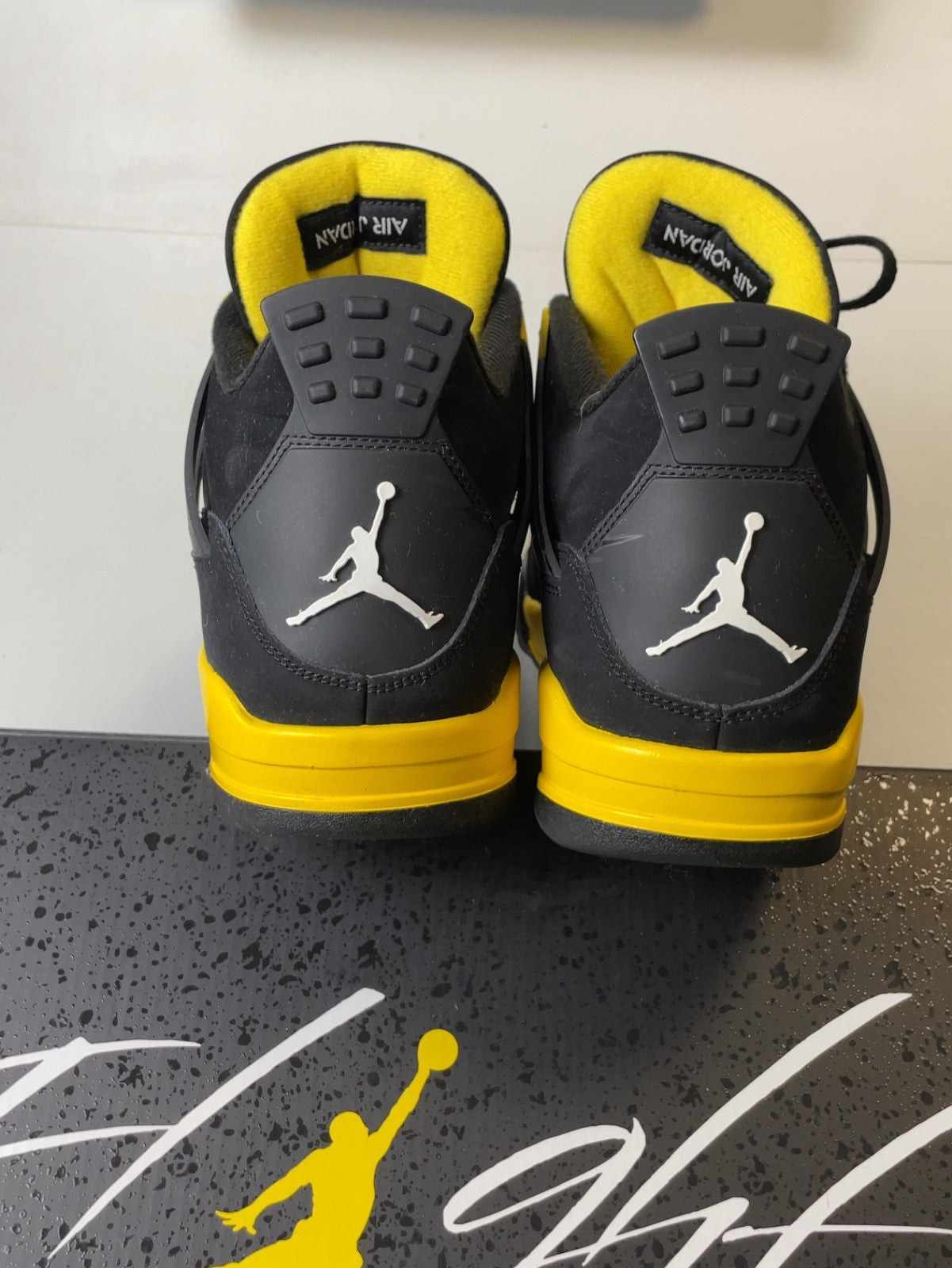 Air Jordan 4 Retro Thunder (2023) | DH6927-017 | Size 12 Men's US