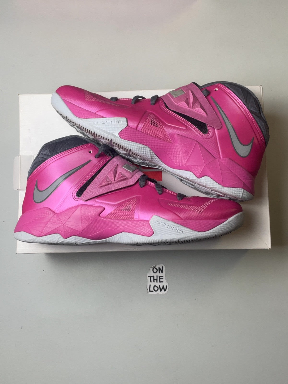 Nike LeBron Zoom Soldier 7 Kay Yow | 599264-600 | Size 10 Men's US