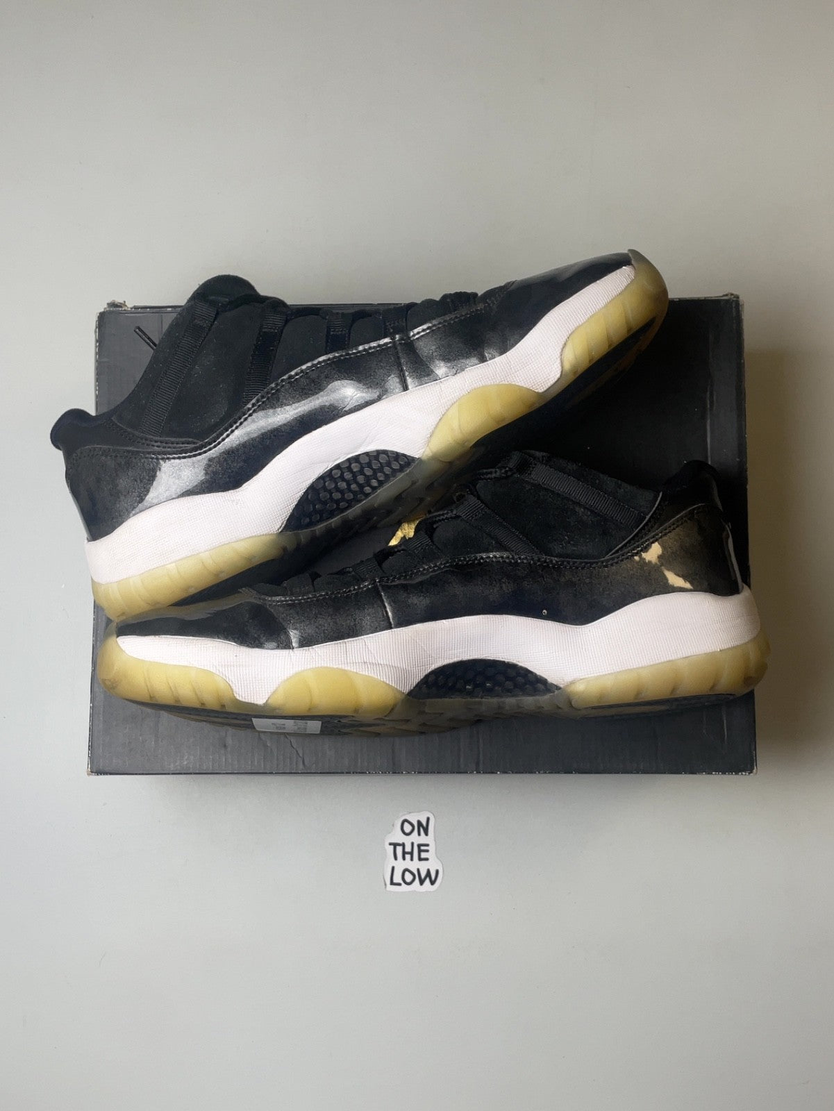 Air Jordan 11 Retro Low Barons | 528895-010 | Size 12 Men's US