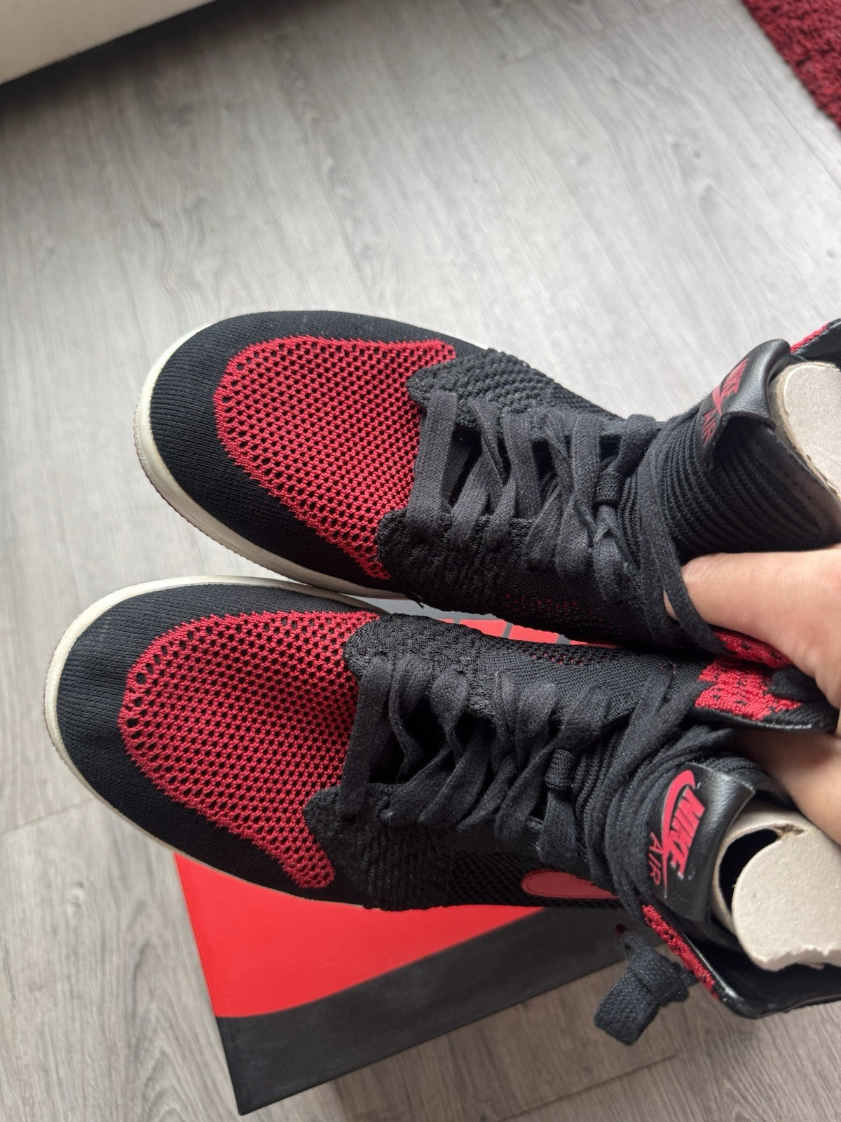 Jordan 1 Retro High OG Flyknit Bred 2017 | 919704-001 | Size 9 Men | SHIPS FAST!