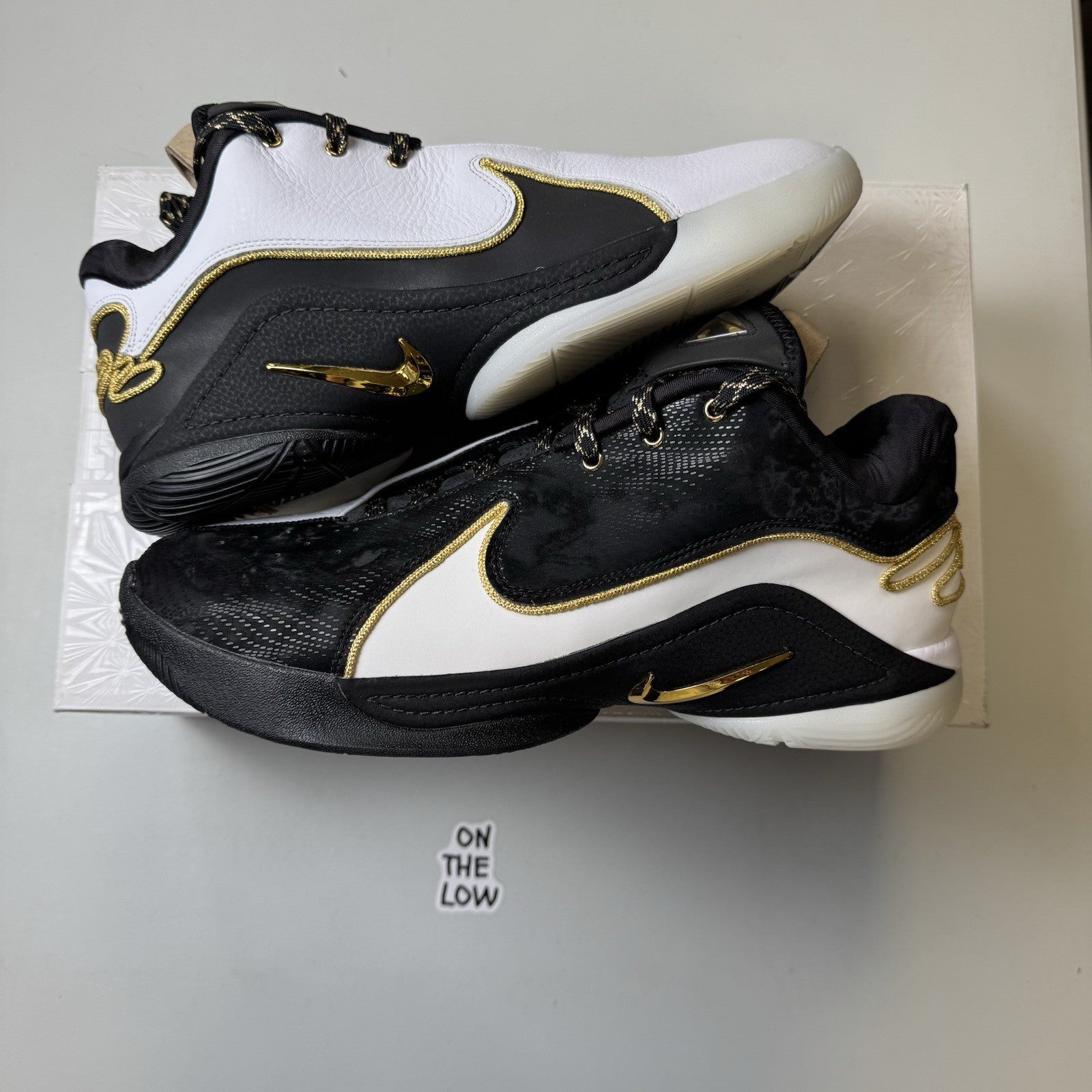 HV8454-100 | NIKE LEBRON 22 XXII Mogul Black White | size 10.5-13 mens | NEW