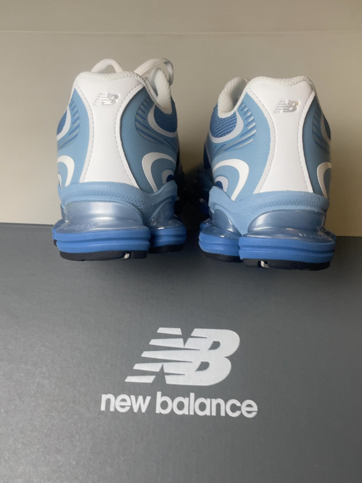 New Balance Abzorb 2000 Baby Blue | U2000PB | Size 10.5 Men's US