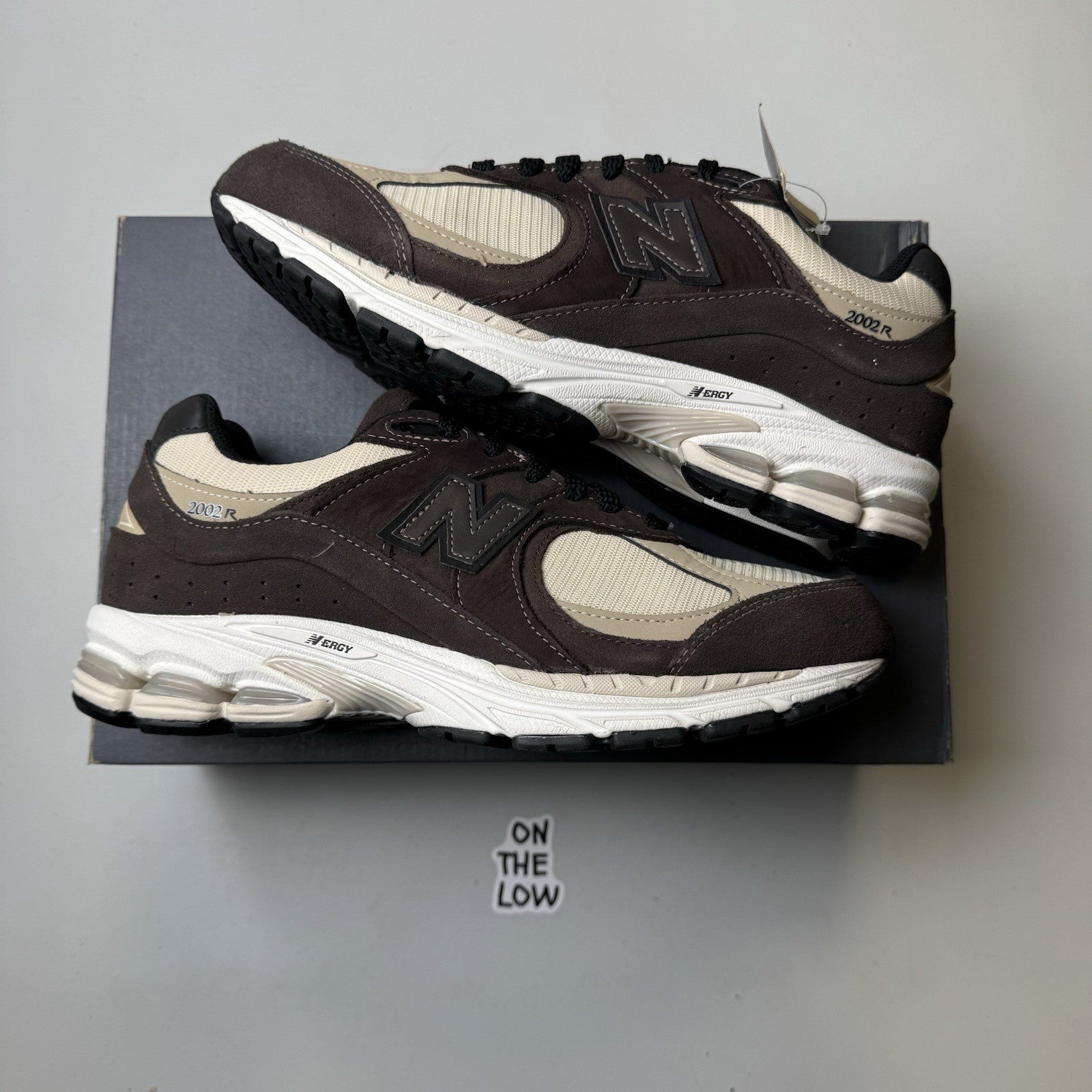 New Balance 2002R Gore-Tex Black Coffee | M2002RXQ | NEW NO LID | Size 8 Mens