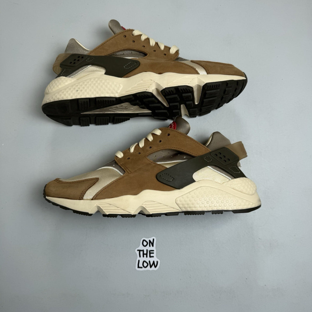 Nike Air Huarache Stussy Desert Oak | DD1381-200 | Size 10.5 Mens