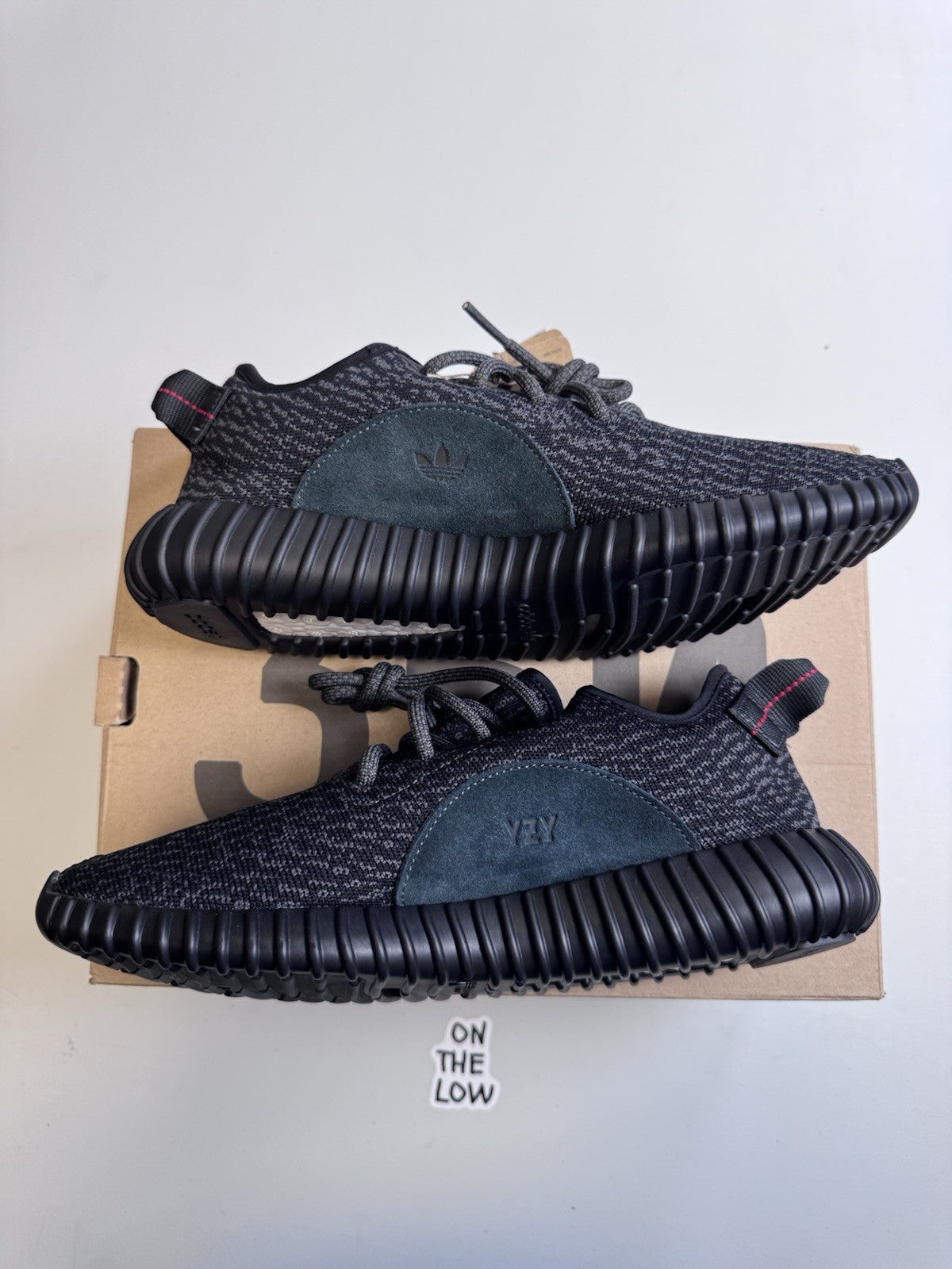 Adidas Yeezy Boost 350 Pirate Black (2023) | BB5350 | NEW | Size 8.5 Mens US