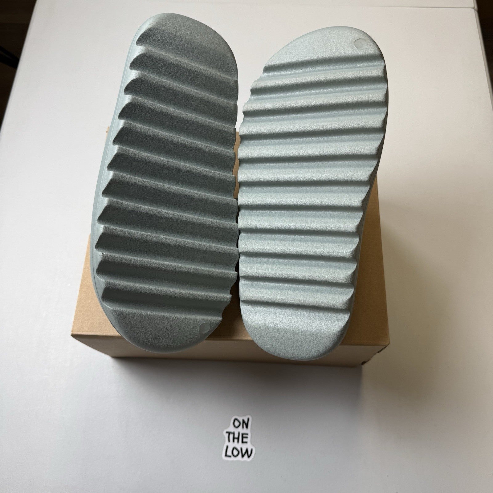 Adidas Yeezy Slide Salt Mint Green Men's NEW | ID5480 |  size 10/11/13 mens