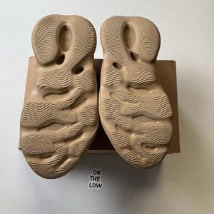 adidas Yeezy Foam RNNR Ochre | GW3354 | Size 9 Mens US
