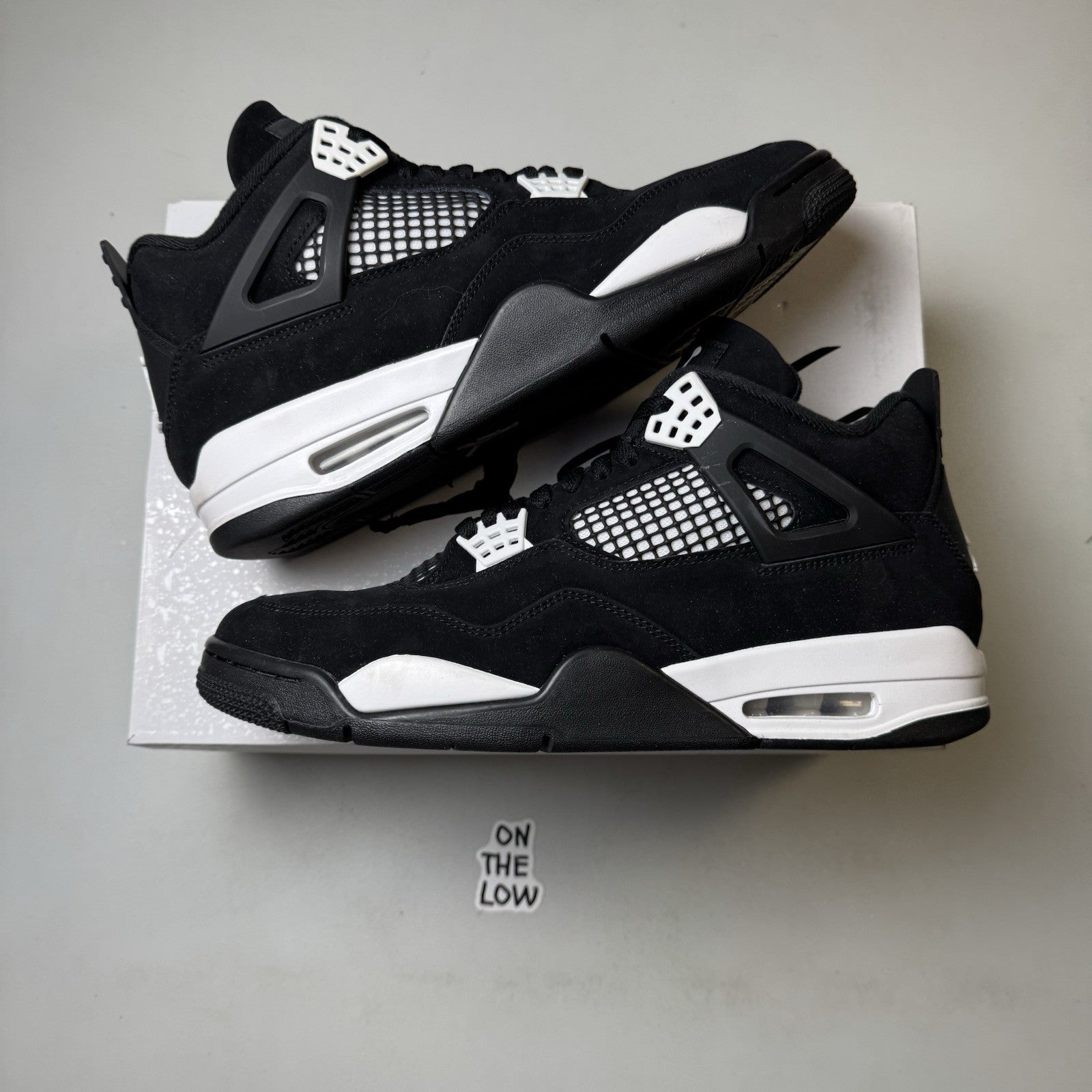 Nike Air Jordan 4 Retro White Thunder | FQ8138-001 | Size 11