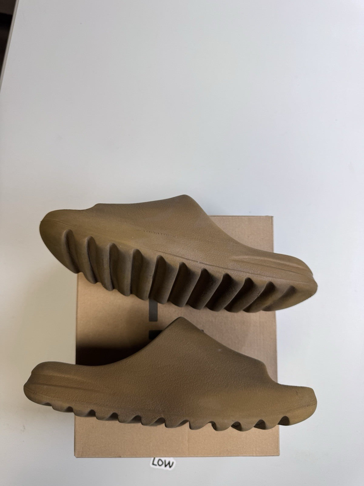 Adidas Yeezy Slide Ochre Brown | GW1931 | Size 8 Mens US