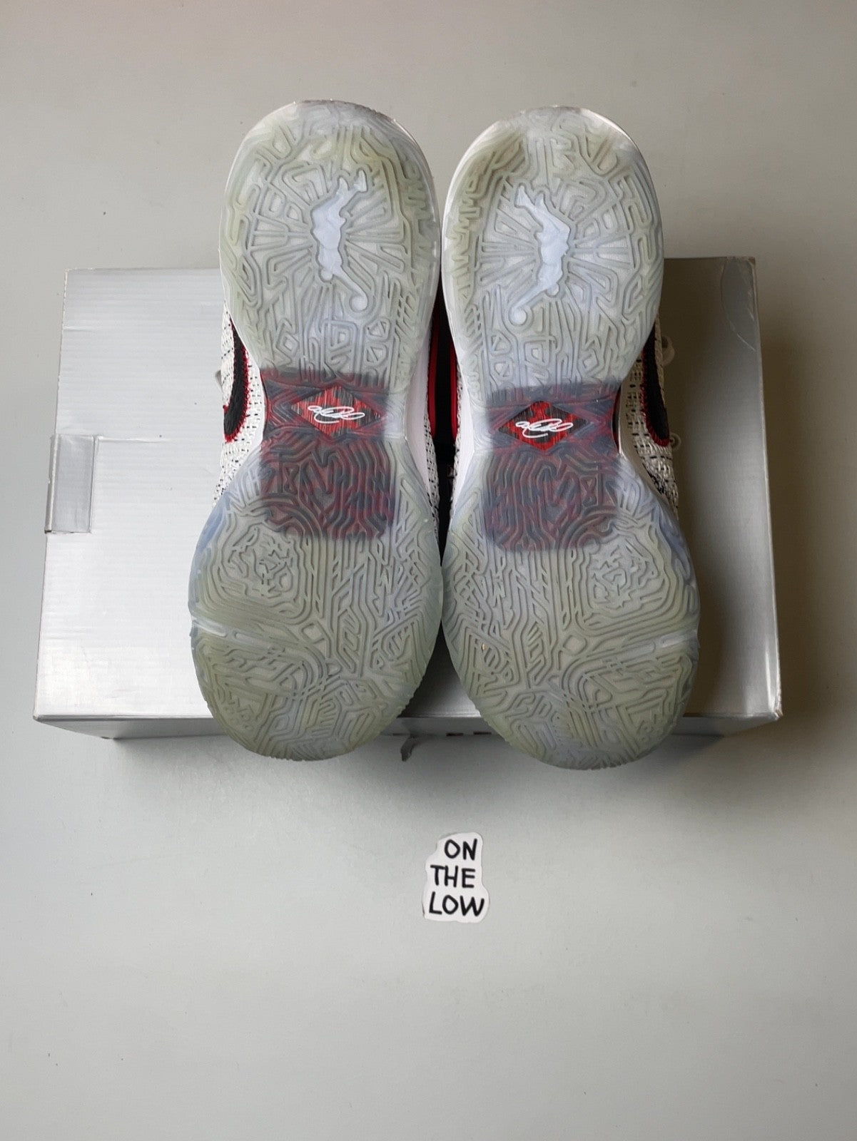Nike LeBron 20 The Debut (Lebron XX) | DJ5423-100 | Size 9.5 Men's US