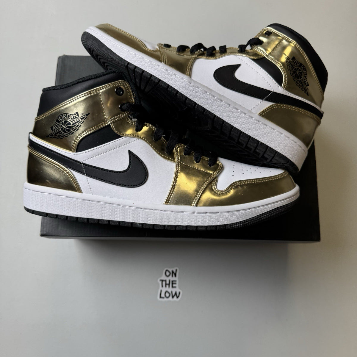 Jordan 1 Mid Metallic Gold Black White | DC1419-700 | Size 10.5 Mens
