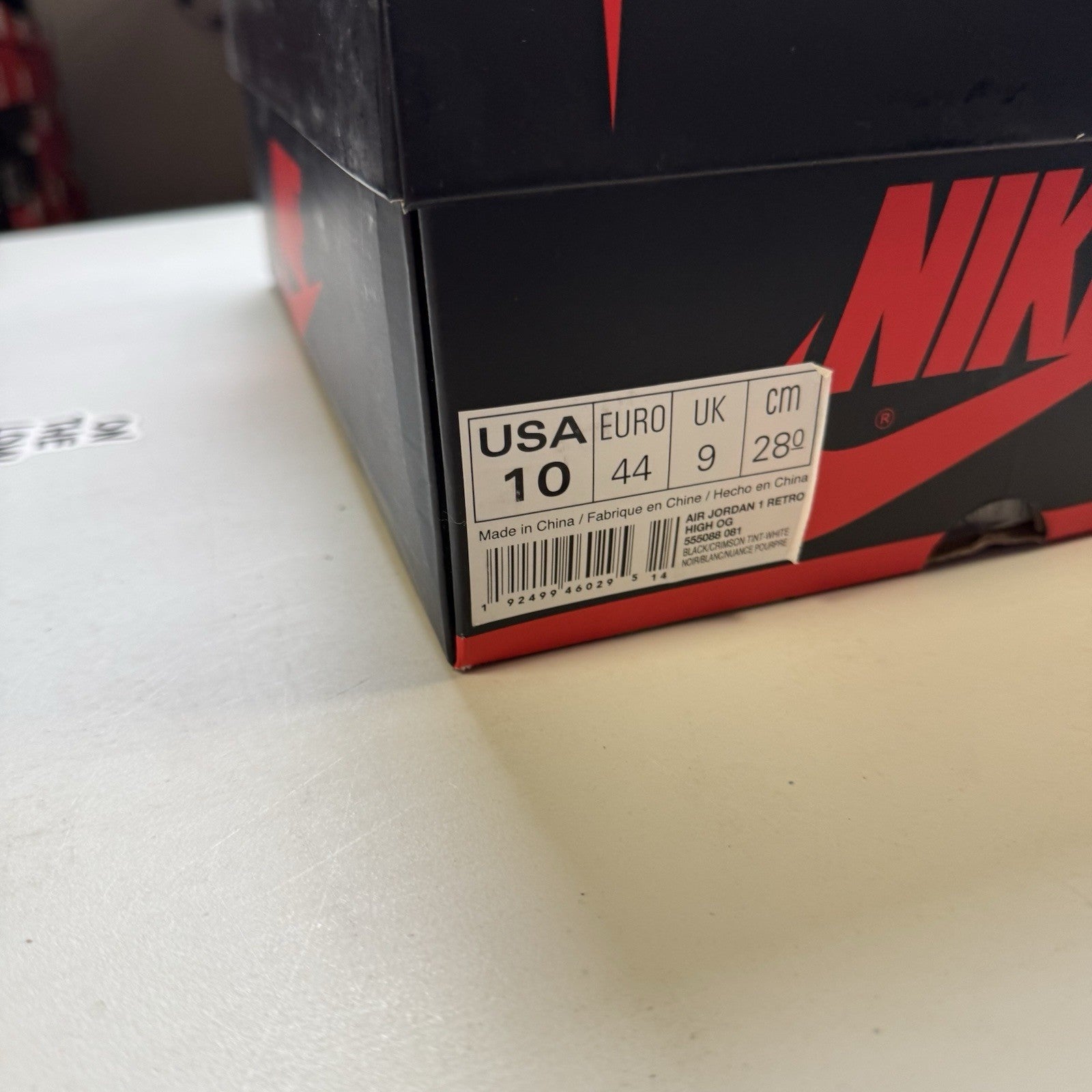 Nike Air Jordan 1 Retro OG High Crimson Tint | 555088-081 | size 10 mens