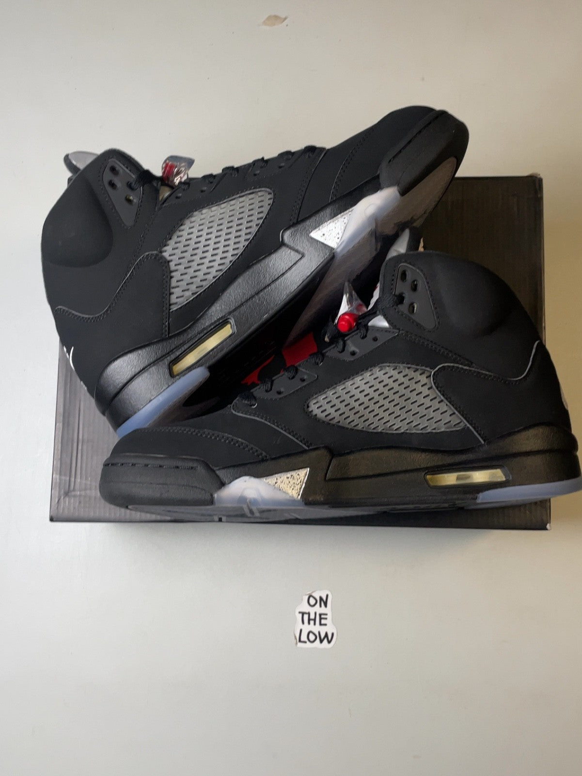Air Jordan 5 Retro Black Metallic (2016) | 845035-003 | Size 12 Men's US