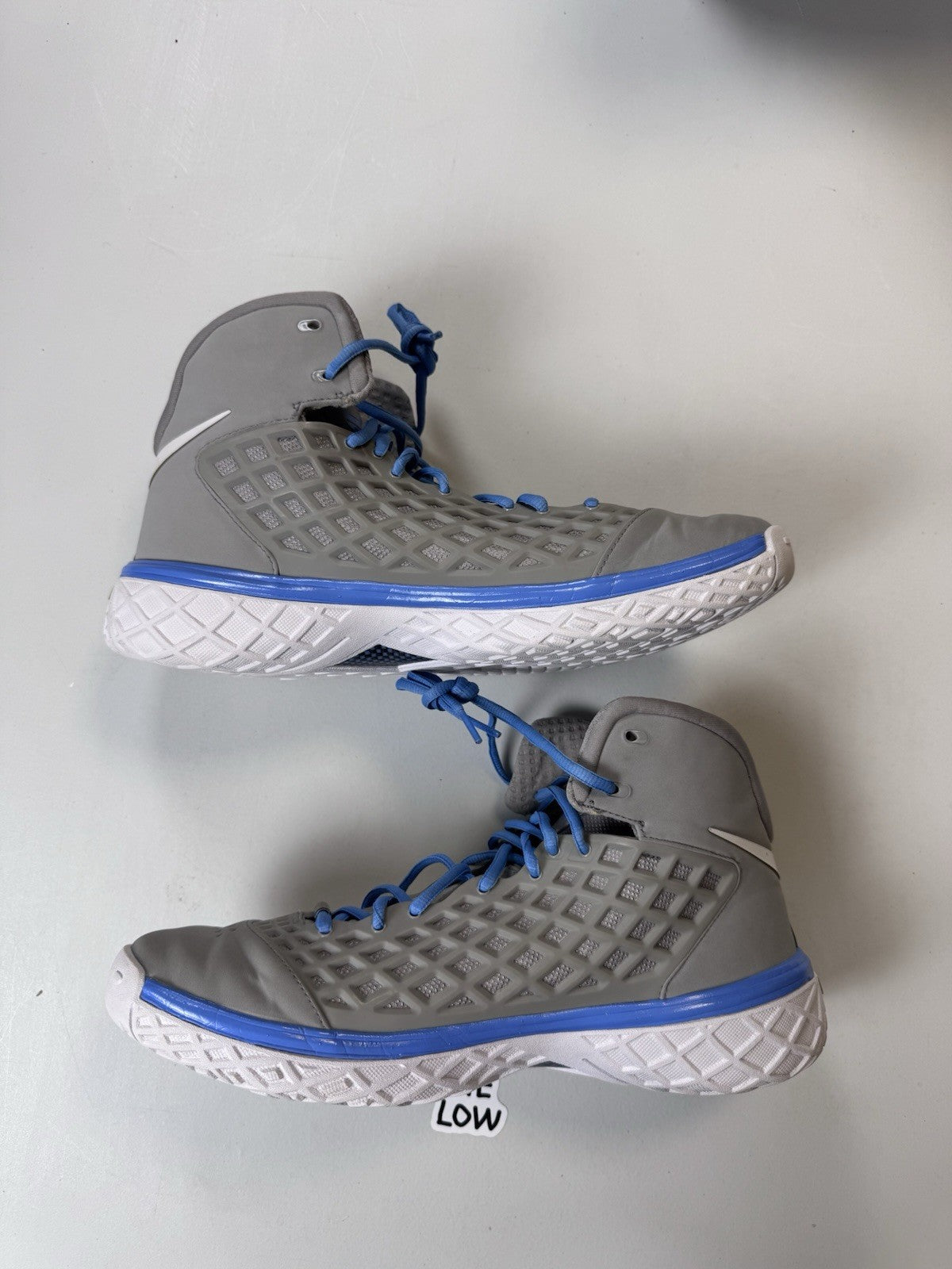 Nike Mens Zoom Kobe 3 MPLS Seal Grey UNC White | 318090-011 | Size 10.5 Mens