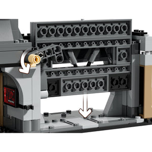 LEGO Paz Vizsla™ and Moff Gideon™ Battle — Official LEGO gallery 4 of 4 — LEGO set 75386