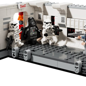 LEGO Boarding the Tantive IV™ — Official LEGO gallery 1 of 4 — LEGO set 75387