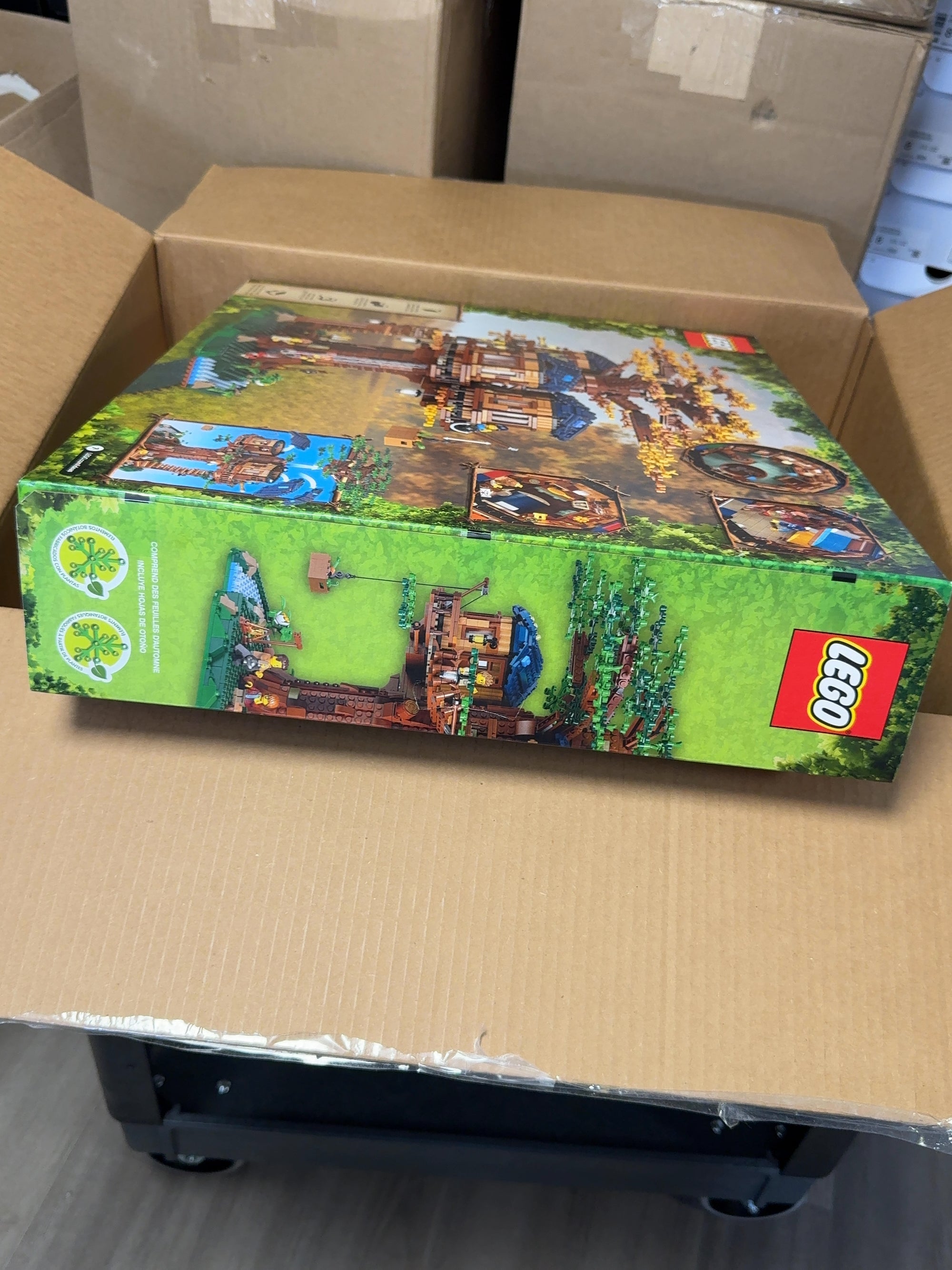 LEGO Ideas Tree House Set 21318  | BNIB