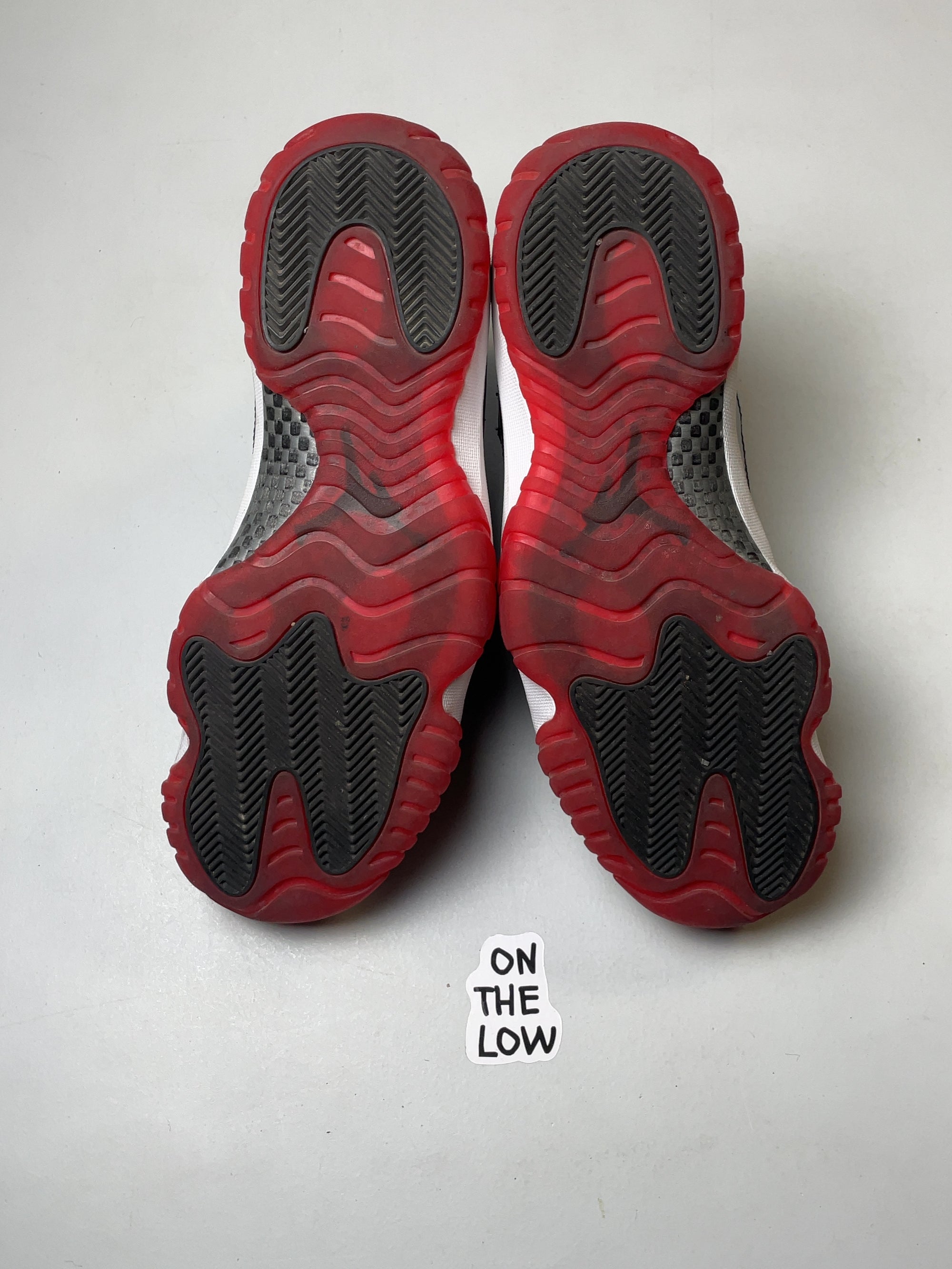 Air Jordan 11 Retro Bred 2012 (USED)