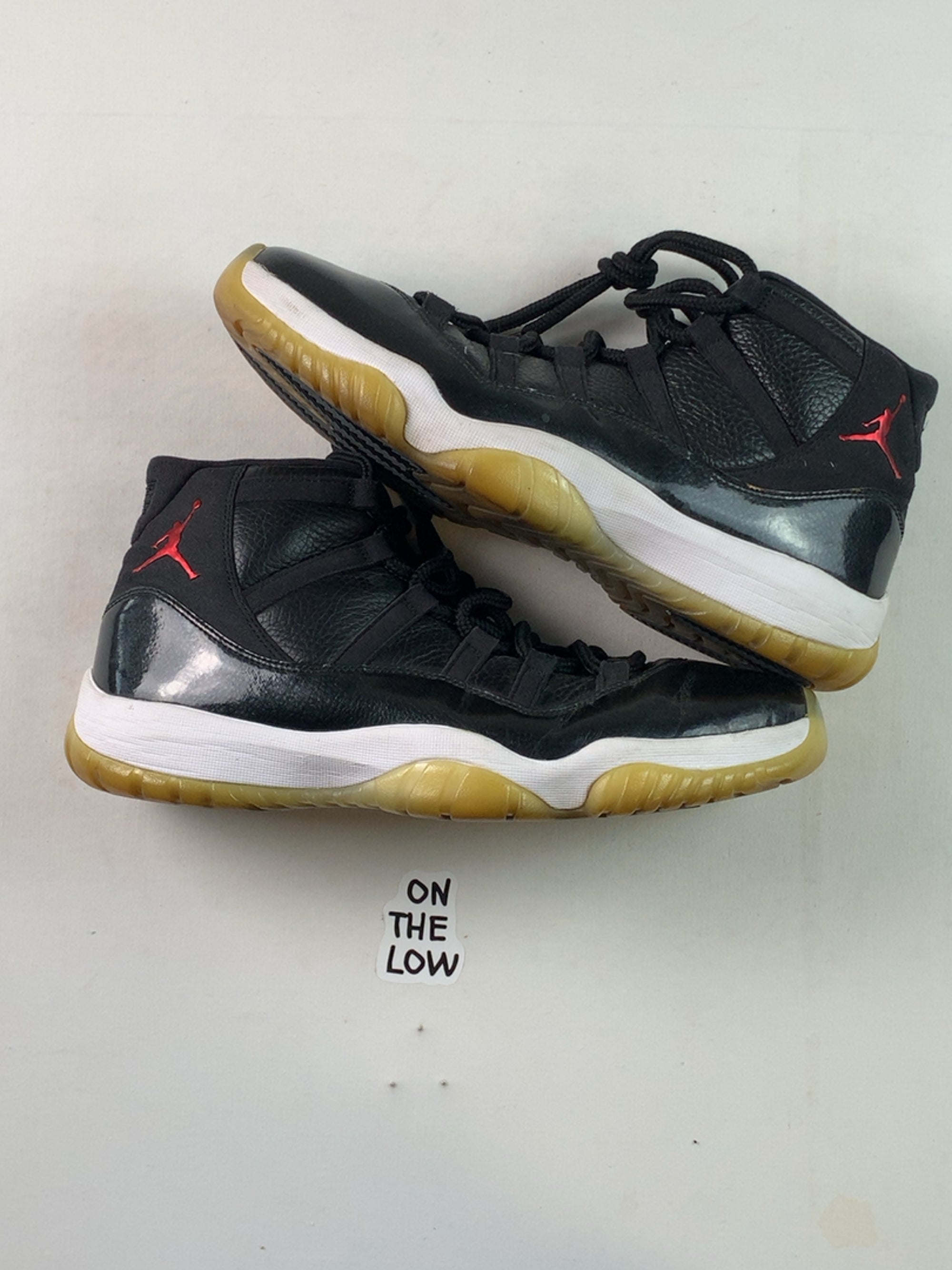Jordan 11 Retro 72-10 (USED) — Drive 1ClgaFQ1alxE-ERl9DRhJP3lqudY20zdu — photo 1