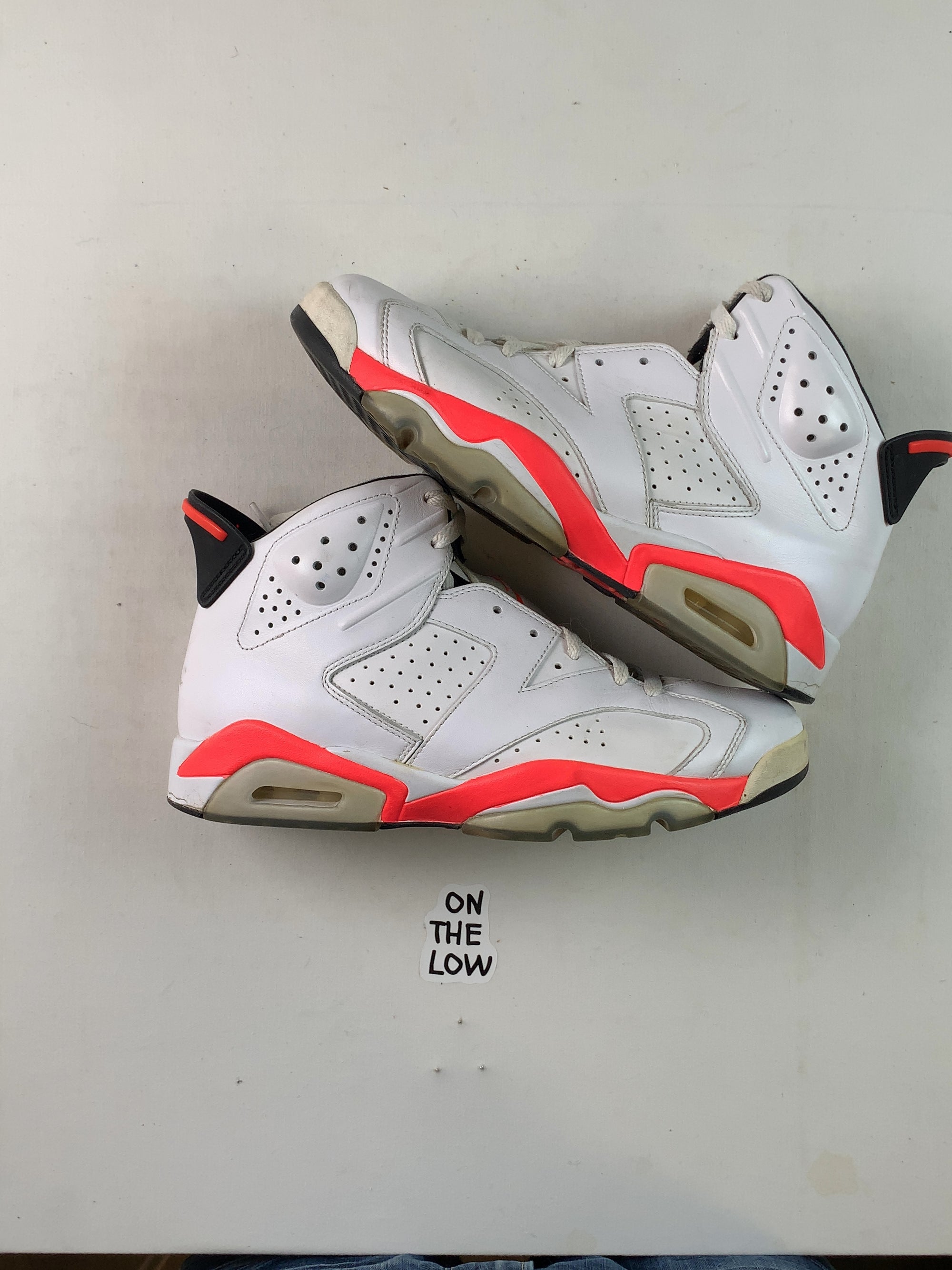 Jordan 6 Retro Infrared White (2014) (USED) — Drive 1QfEKR6VKkz_3y_FTP_zY6cY5U3AZGNmc — photo 1