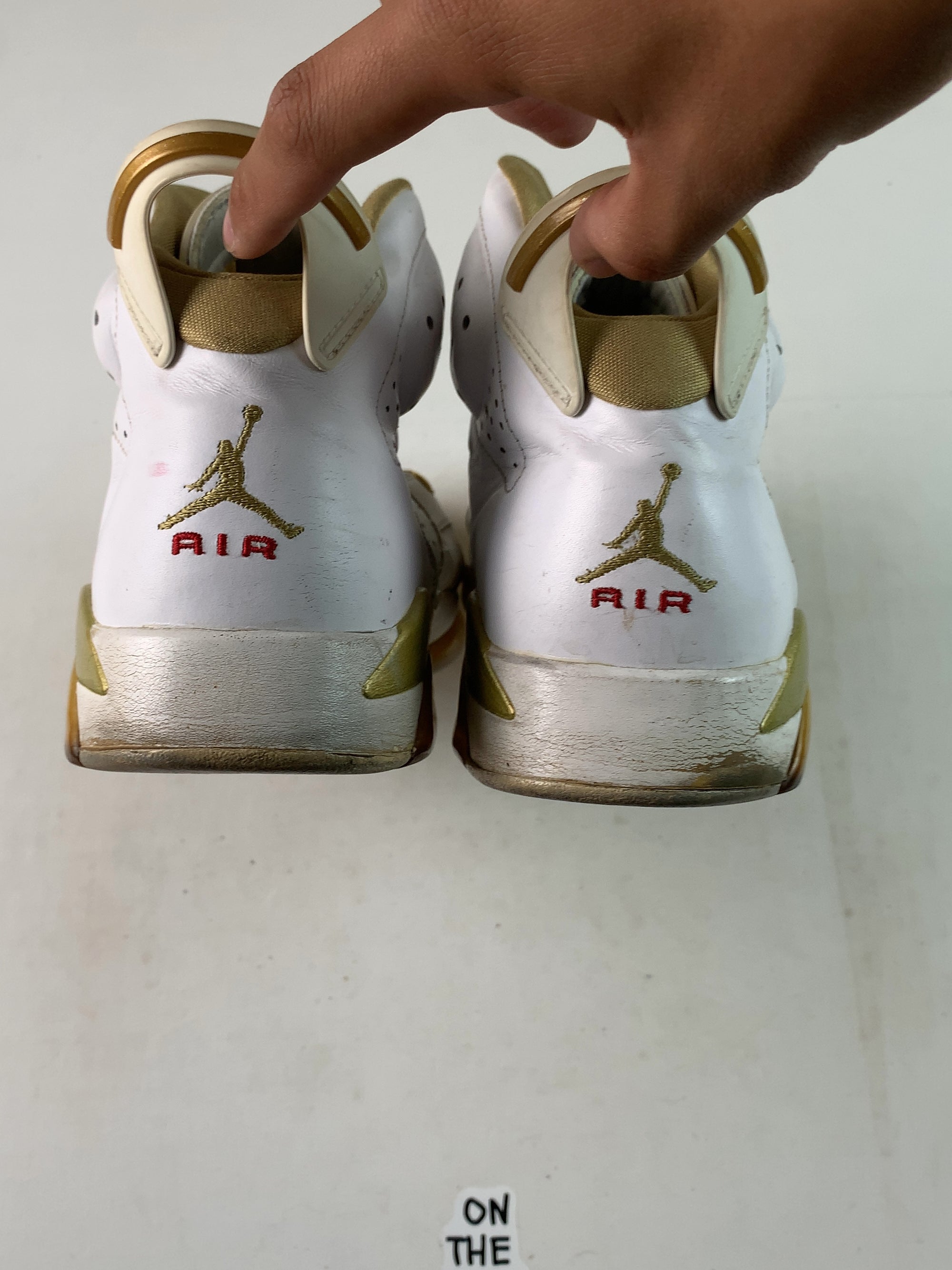 Jordan 6 Retro Golden Moments Pack (6) (USED) — Drive 1zIIv8w_oRYKgjbX1UAUa7A0qCx2dWgde — photo 5