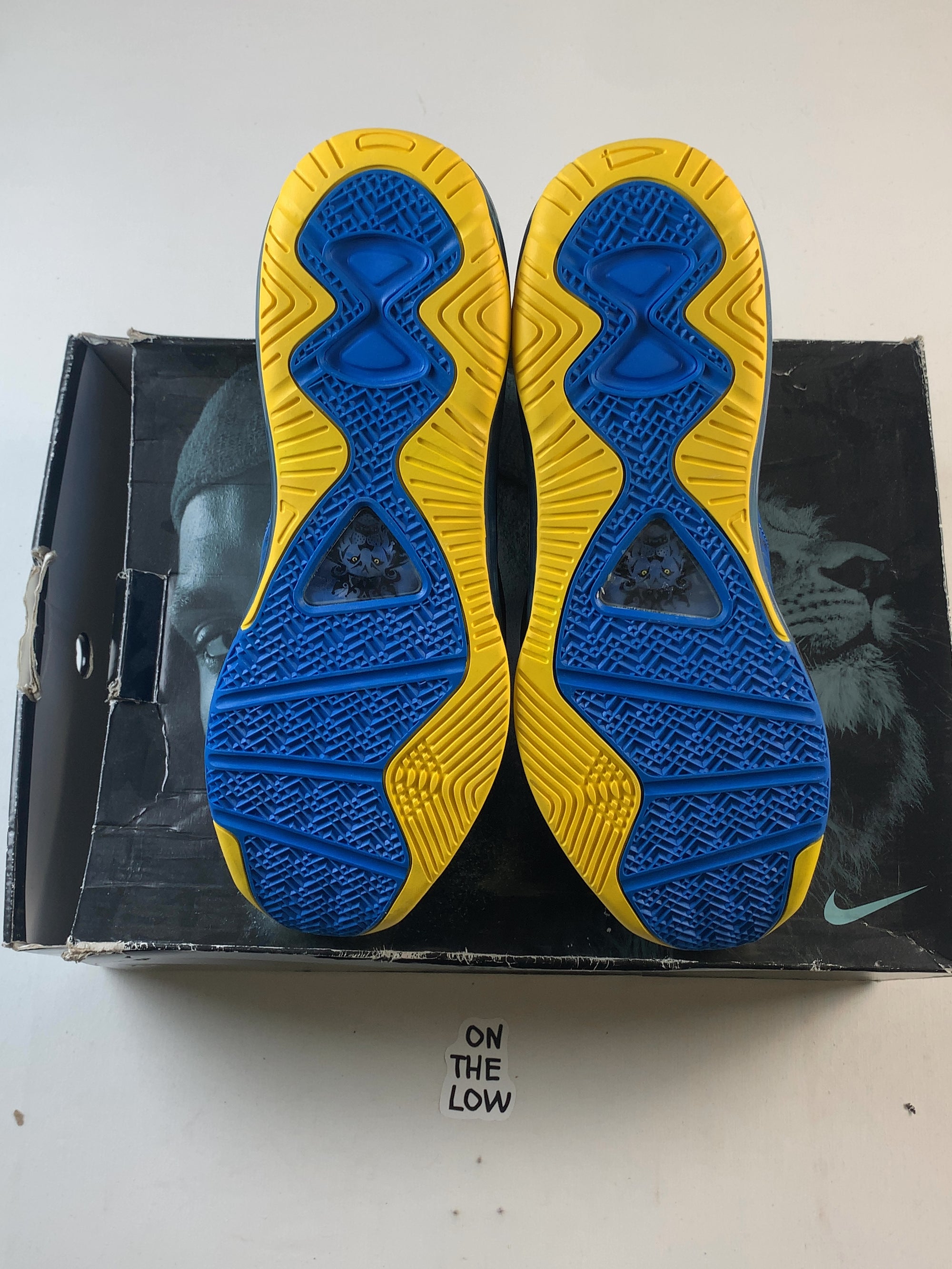 Nike LeBron 8 V/2 Entourage — Drive 14Bj2GTgYO12D3-1pK54TSTK0C1dOnv1o — photo 6