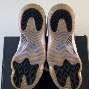 Jordan 11 Retro Low Iridescent — Drive 1DIkLIBJdoHYerF0g3b2Bzh2_5INeyAzX — photo 6