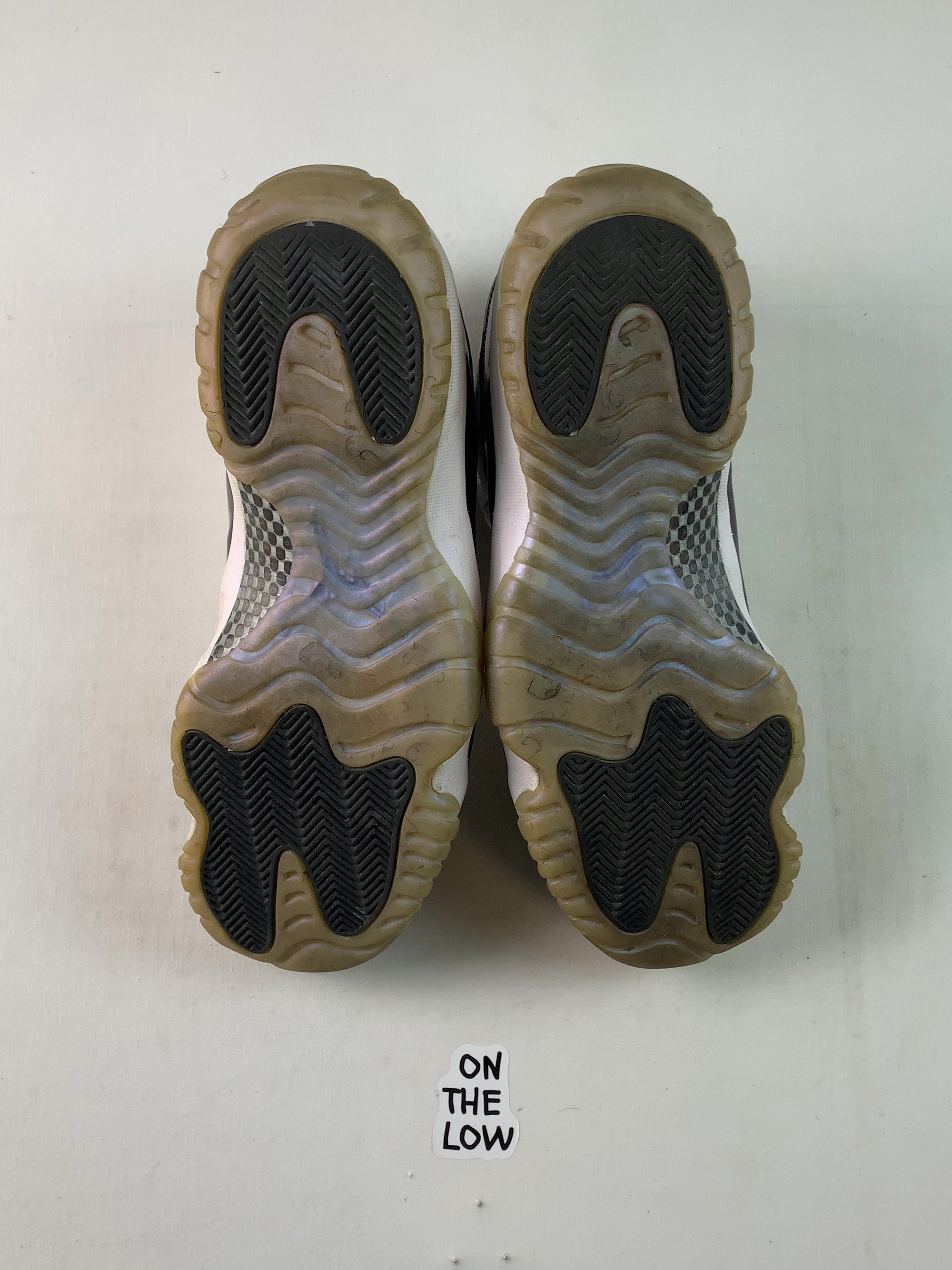 Jordan 11 Retro Low Iridescent (USED) — Drive 1SMfVBMWbV_Sf1wBg3xYBebV5l_ftmR4a — photo 6