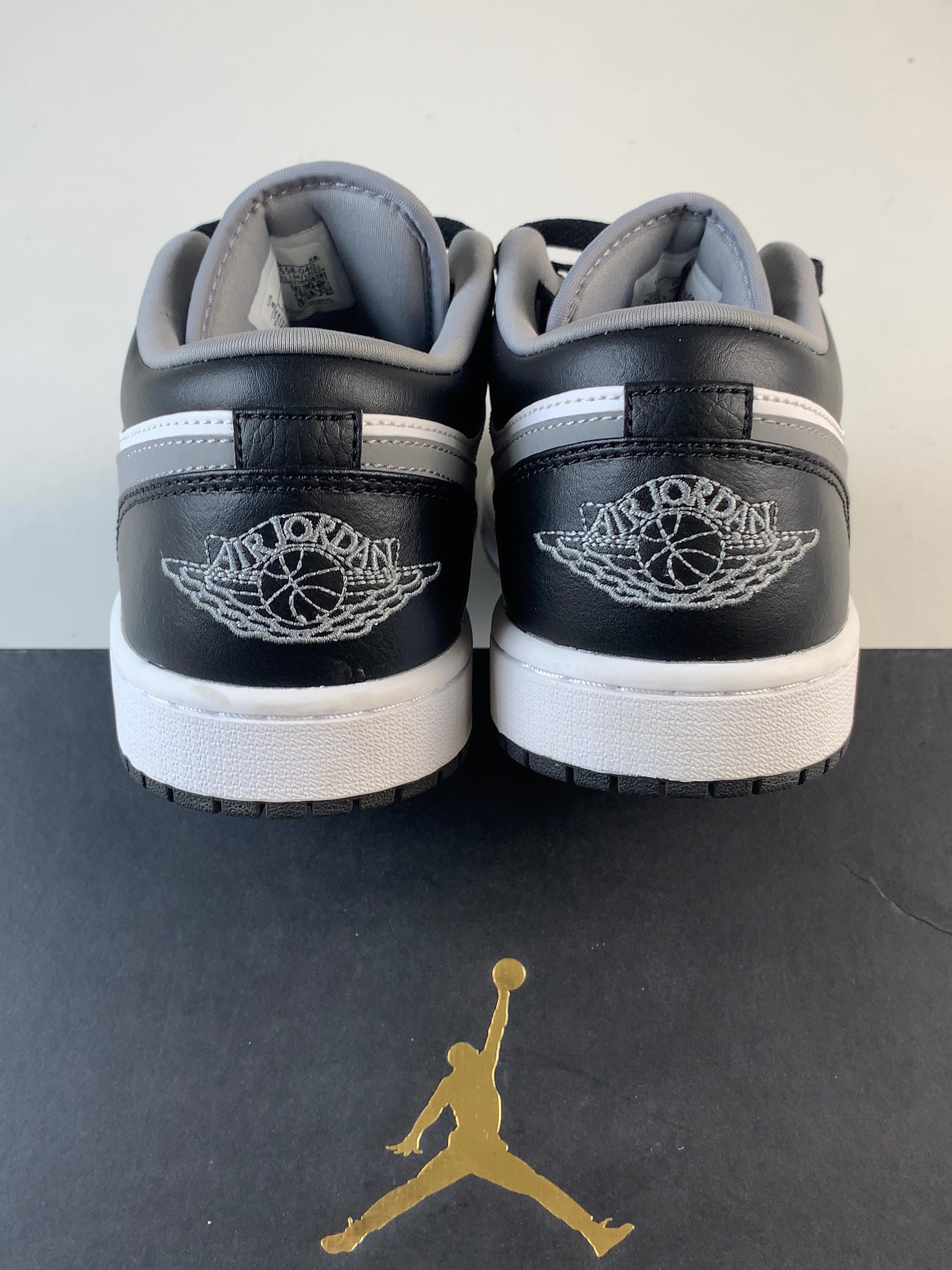 Jordan 1 Low Black White Grey — Drive 1Wf5nOfyL9ONw2tmSewkAoYzdSQzG-fco — photo 5