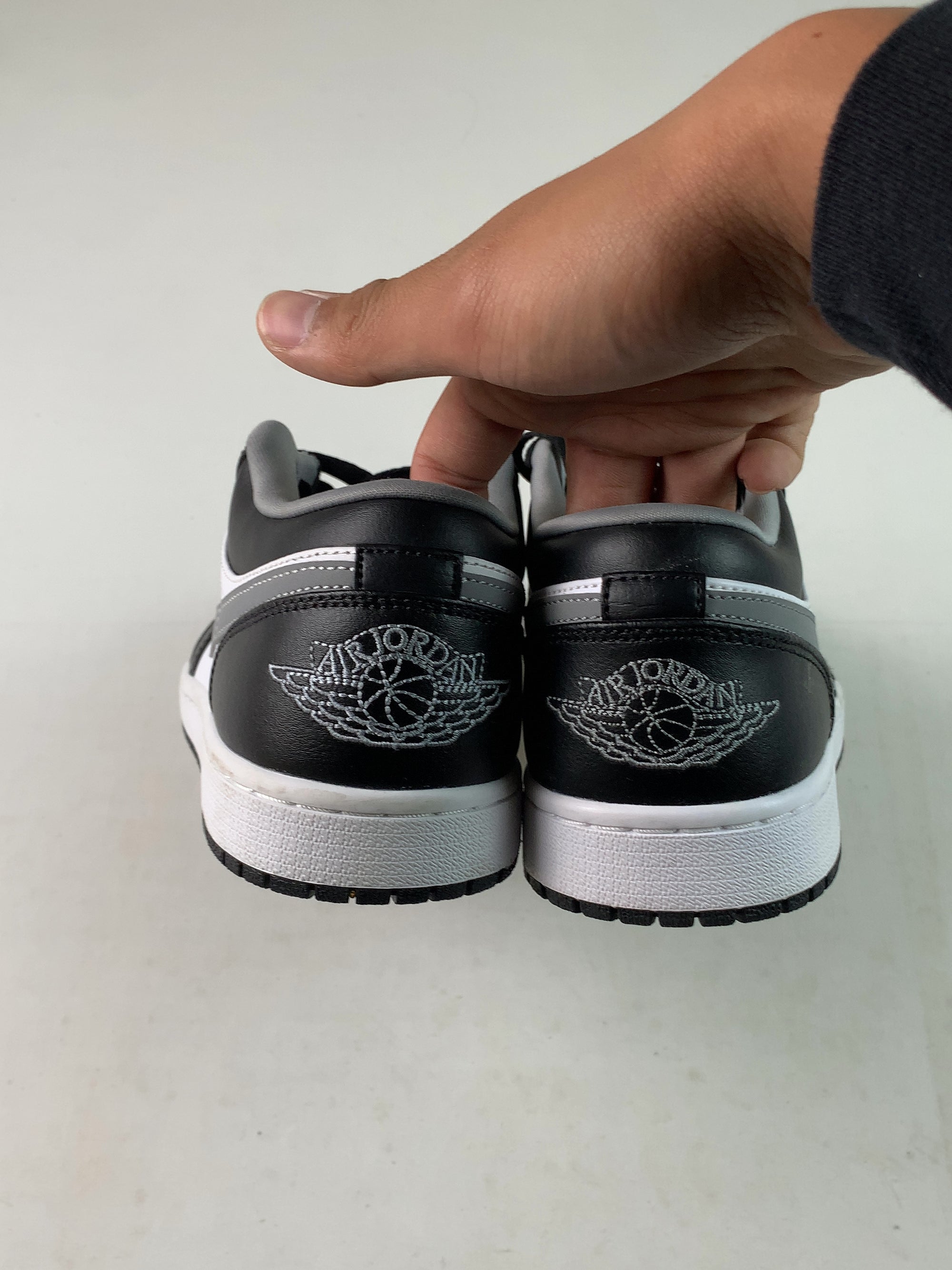 Jordan 1 Low Black White Grey (USED) — Drive 1MNpttJEn7DW8r5C4-2w_98rrr1-axGEO — photo 5