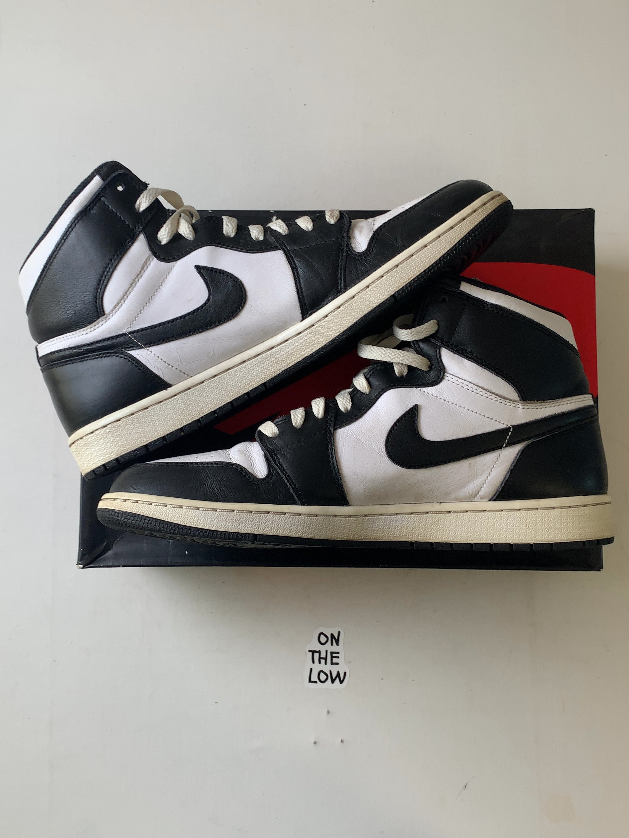 Jordan 1 Retro Black White (2014) (USED) — Drive 1MLWyhUdqLciO_fNxjLsTe28gDEtBUqfL — photo 2