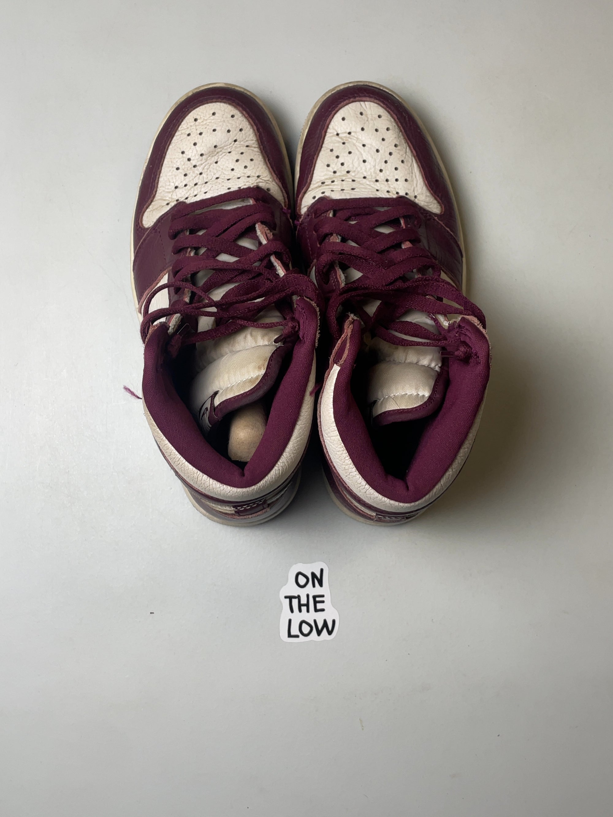 Jordan 1 Retro High OG Bordeaux (USED)