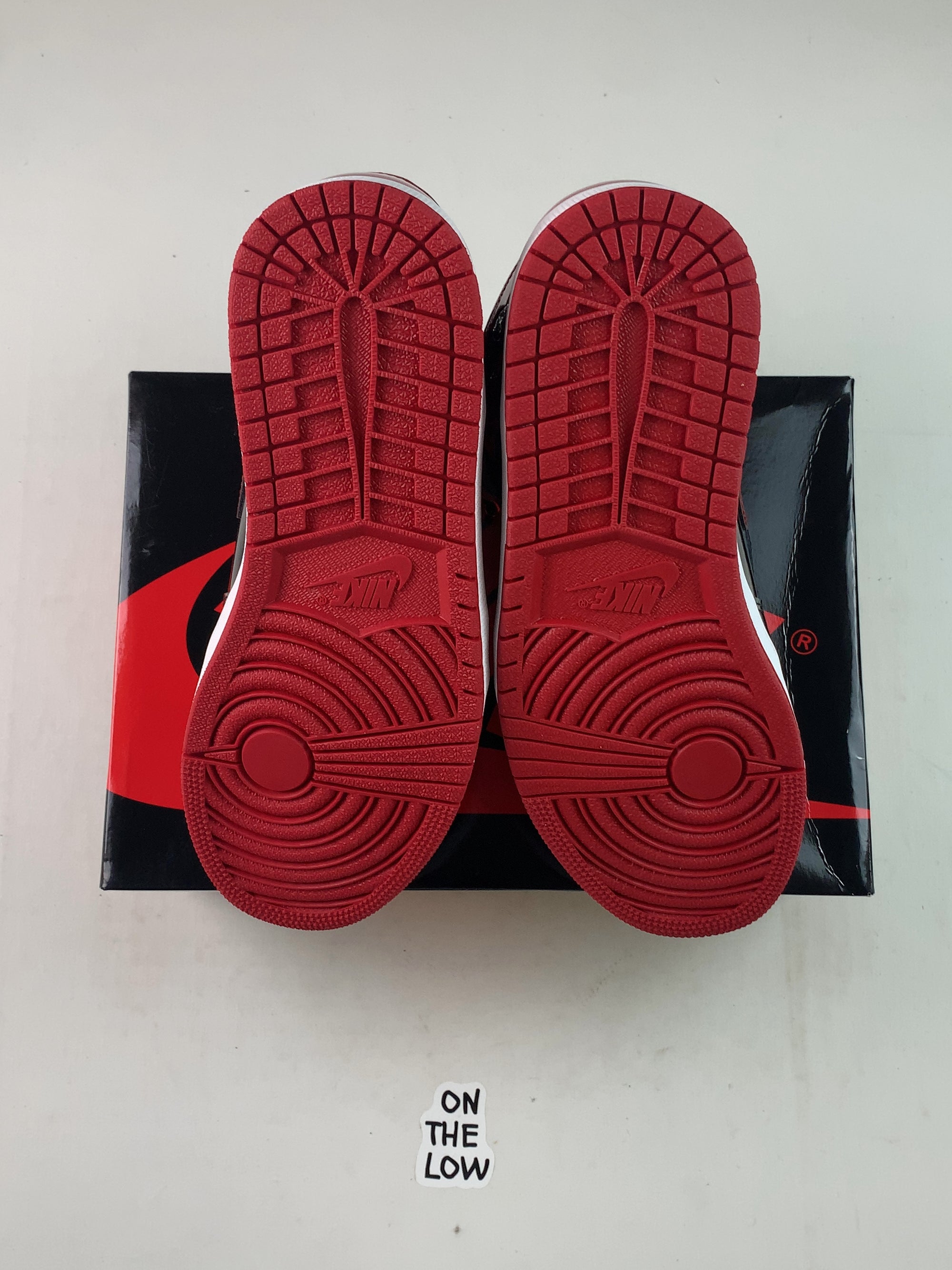 Jordan 1 Retro High OG Patent Bred — Drive 1vciWCjHfCigJXFFhirIUUDvFF_it3Eux — photo 6