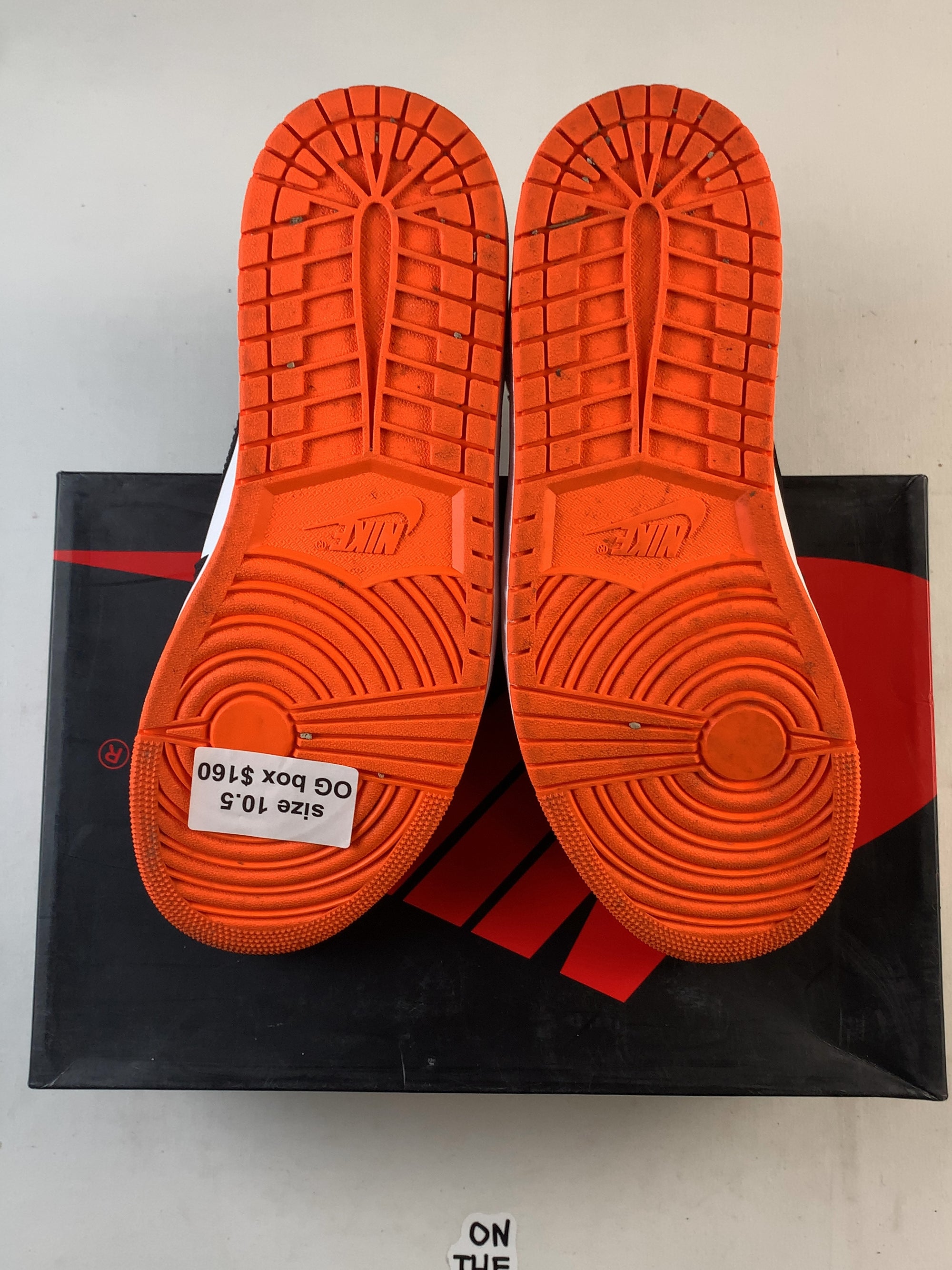 Jordan 1 Retro High Electro Orange (USED) — Drive 1cV71dc1KKBFtVODJafSB4HOJH4qrciUb — photo 6